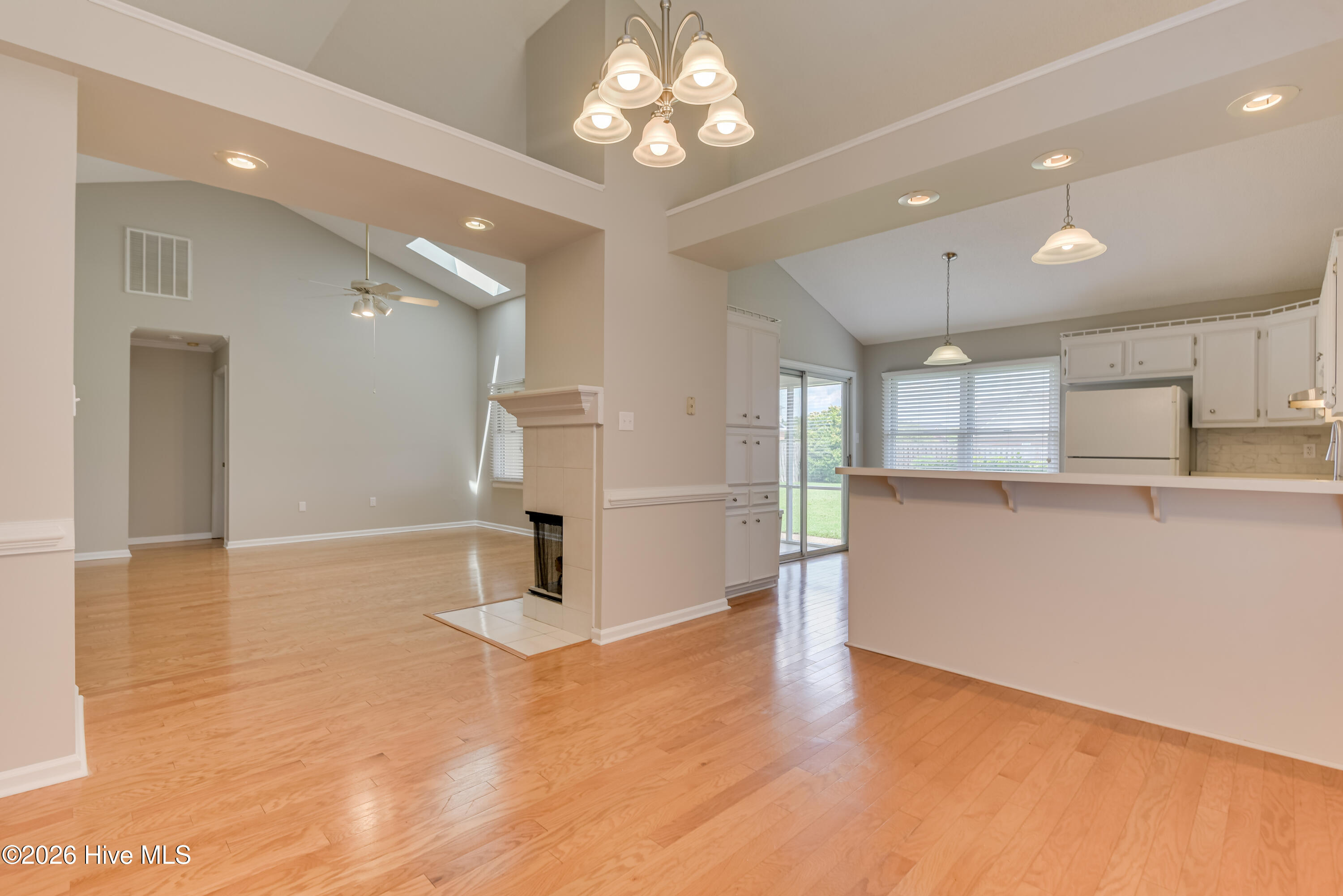 2949 Hillcreek Drive Property Photo 11