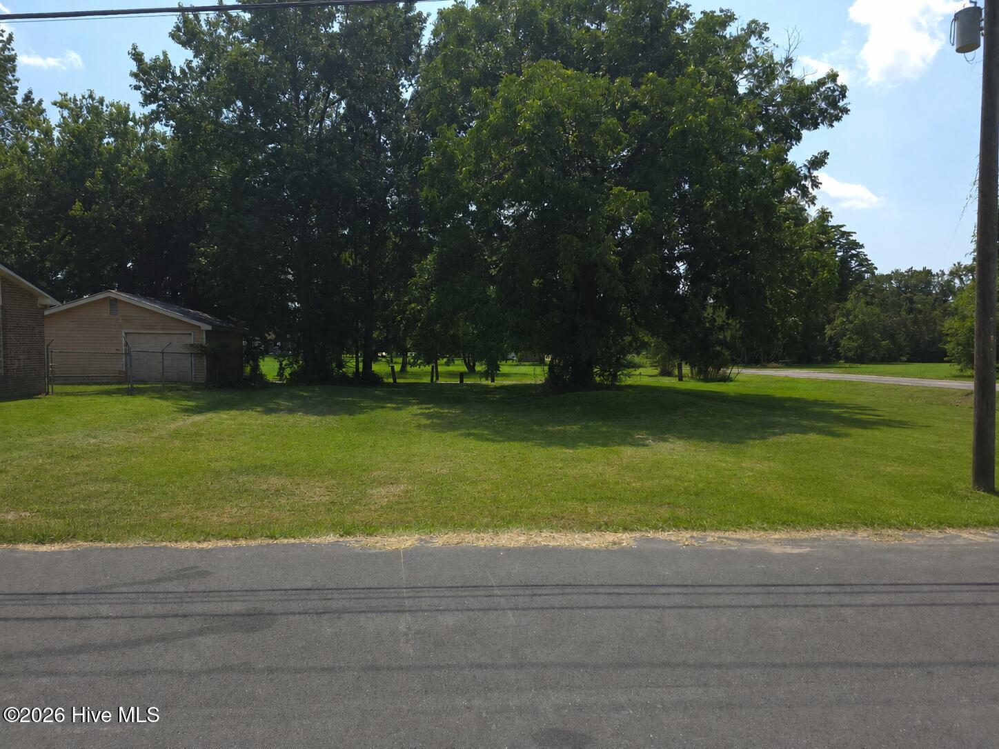 1221 Main Street Property Photo 1