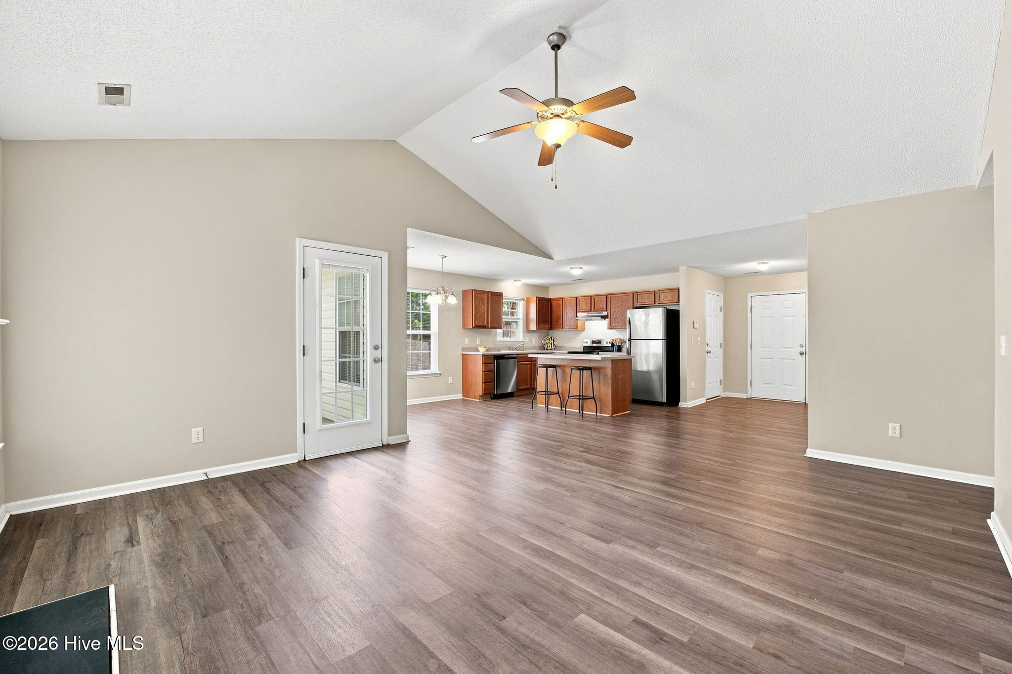 4712 Corena Drive Property Photo 9