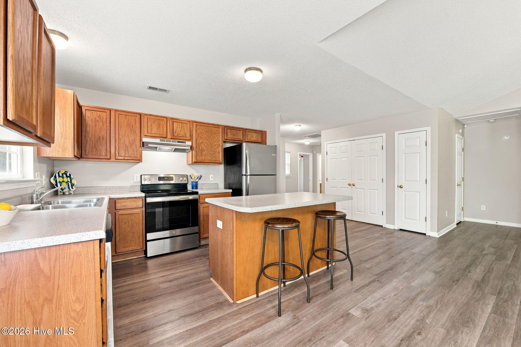 4712 Corena Drive Property Photo 12
