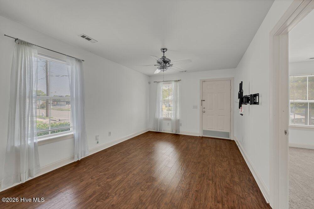 100 S 11th Street Property Photo 4