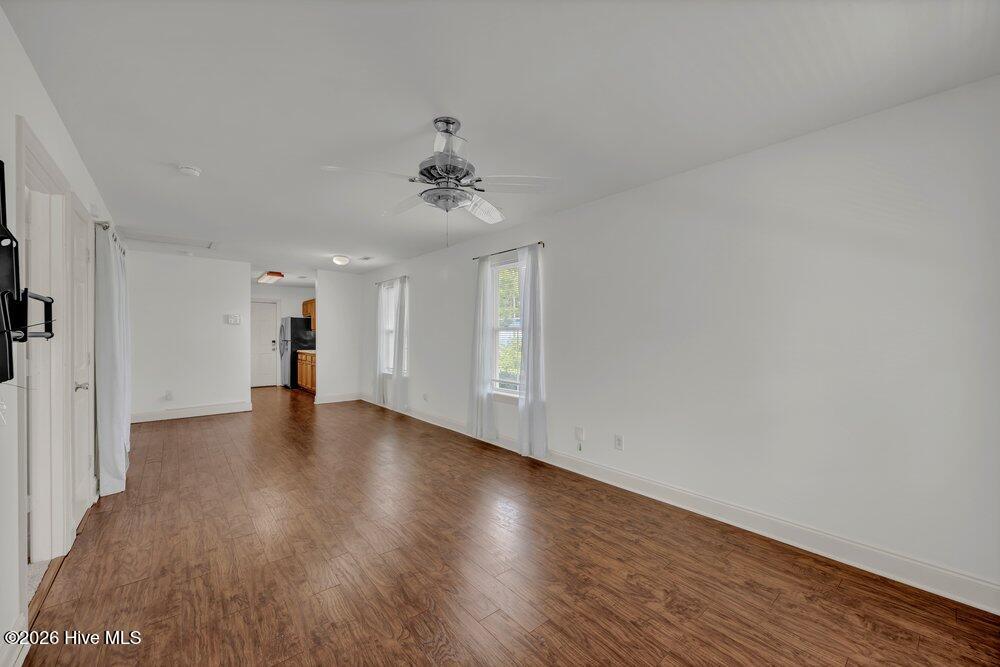 100 S 11th Street Property Photo 6
