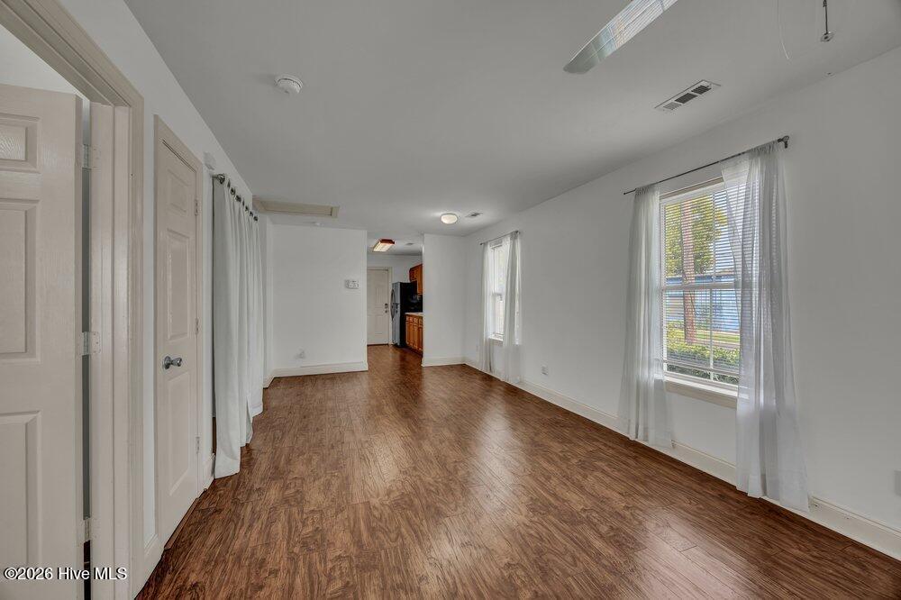 100 S 11th Street Property Photo 8