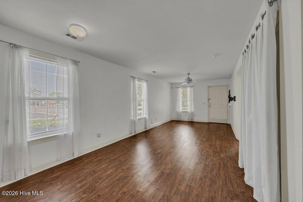 100 S 11th Street Property Photo 10