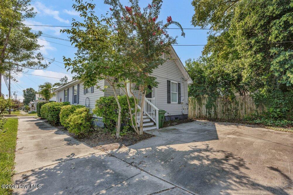100 S 11th Street Property Photo 22