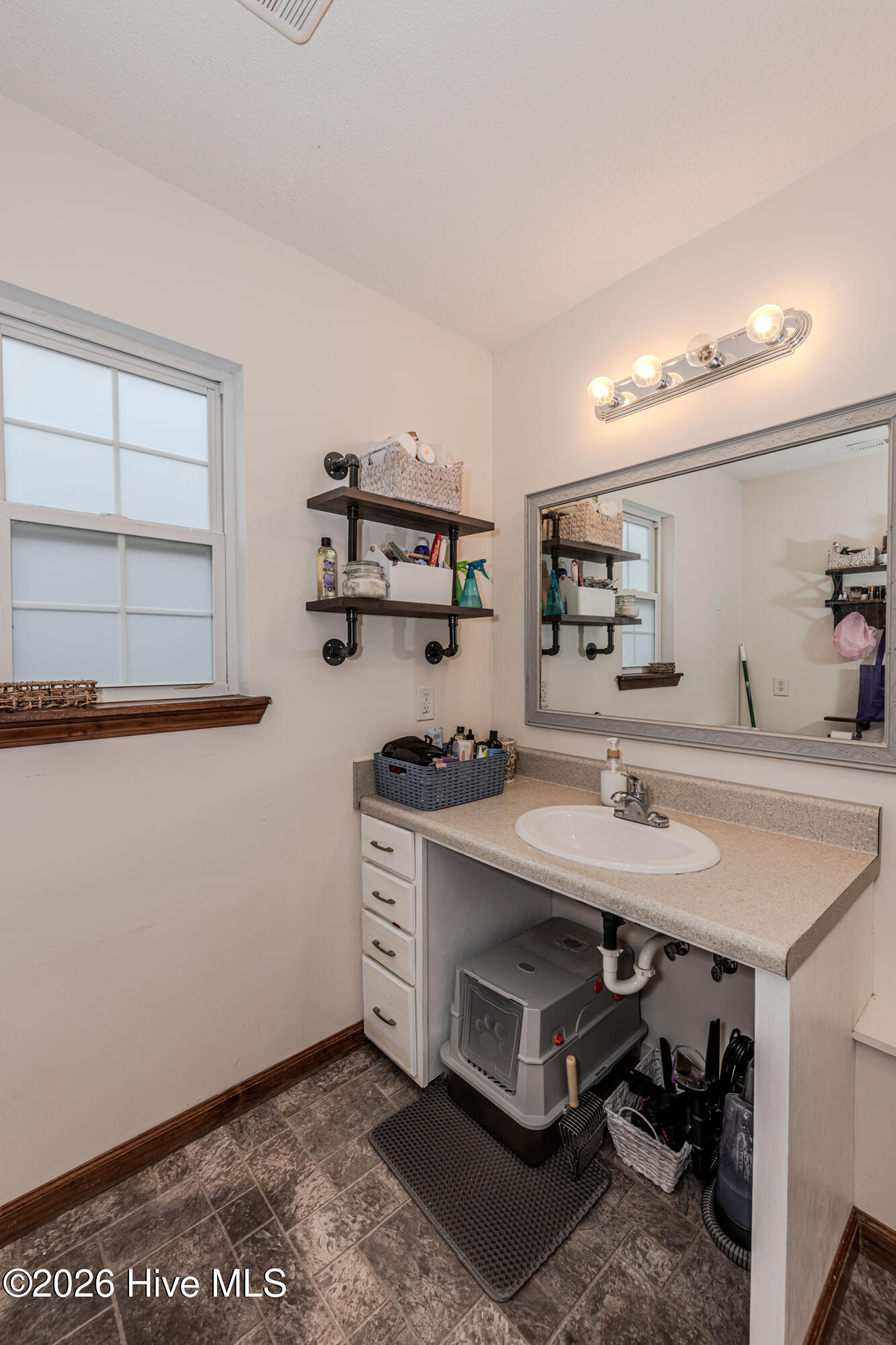 106 Linden Road Property Photo 32