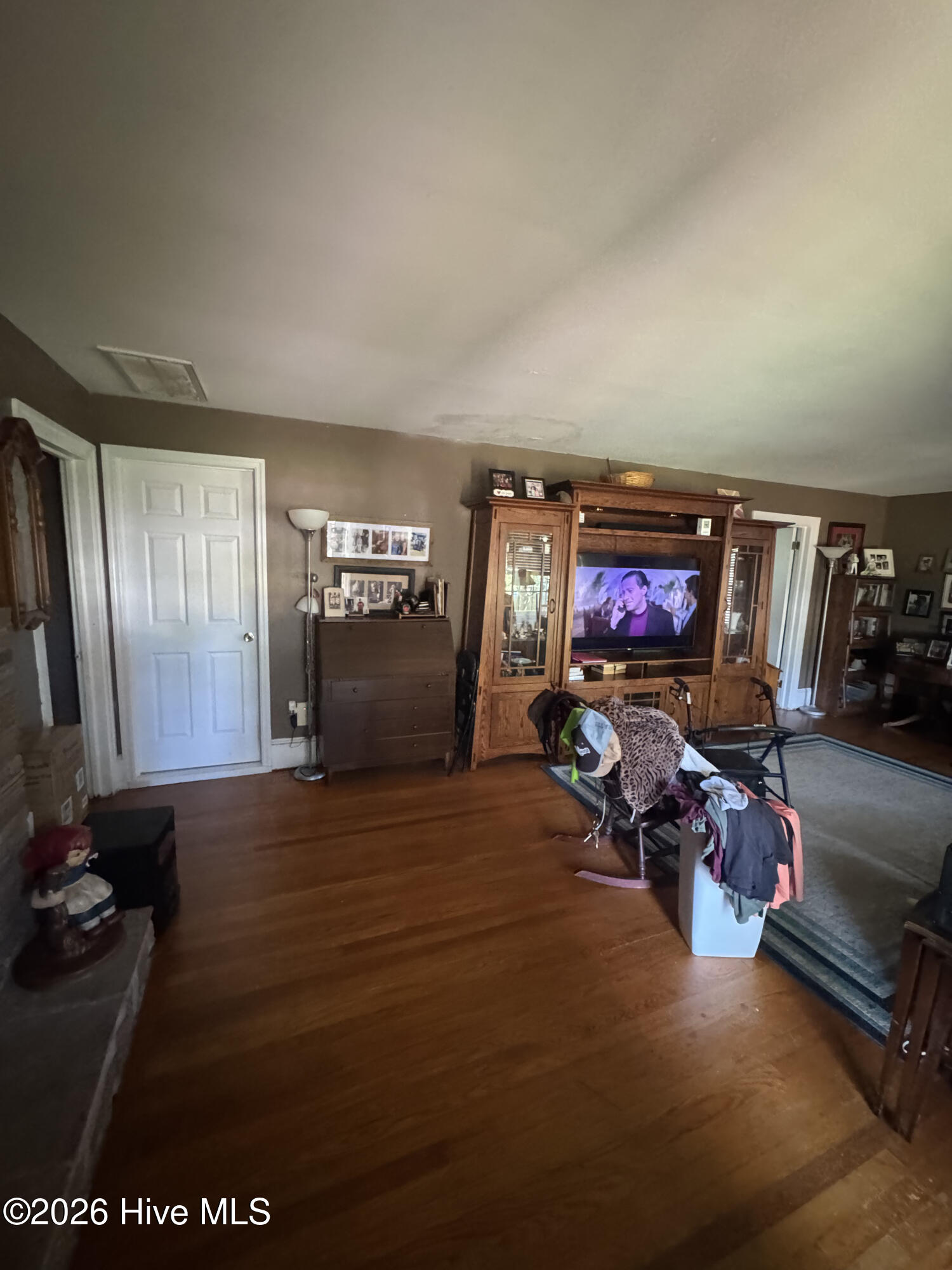 604 N Duplin Street Property Photo 3