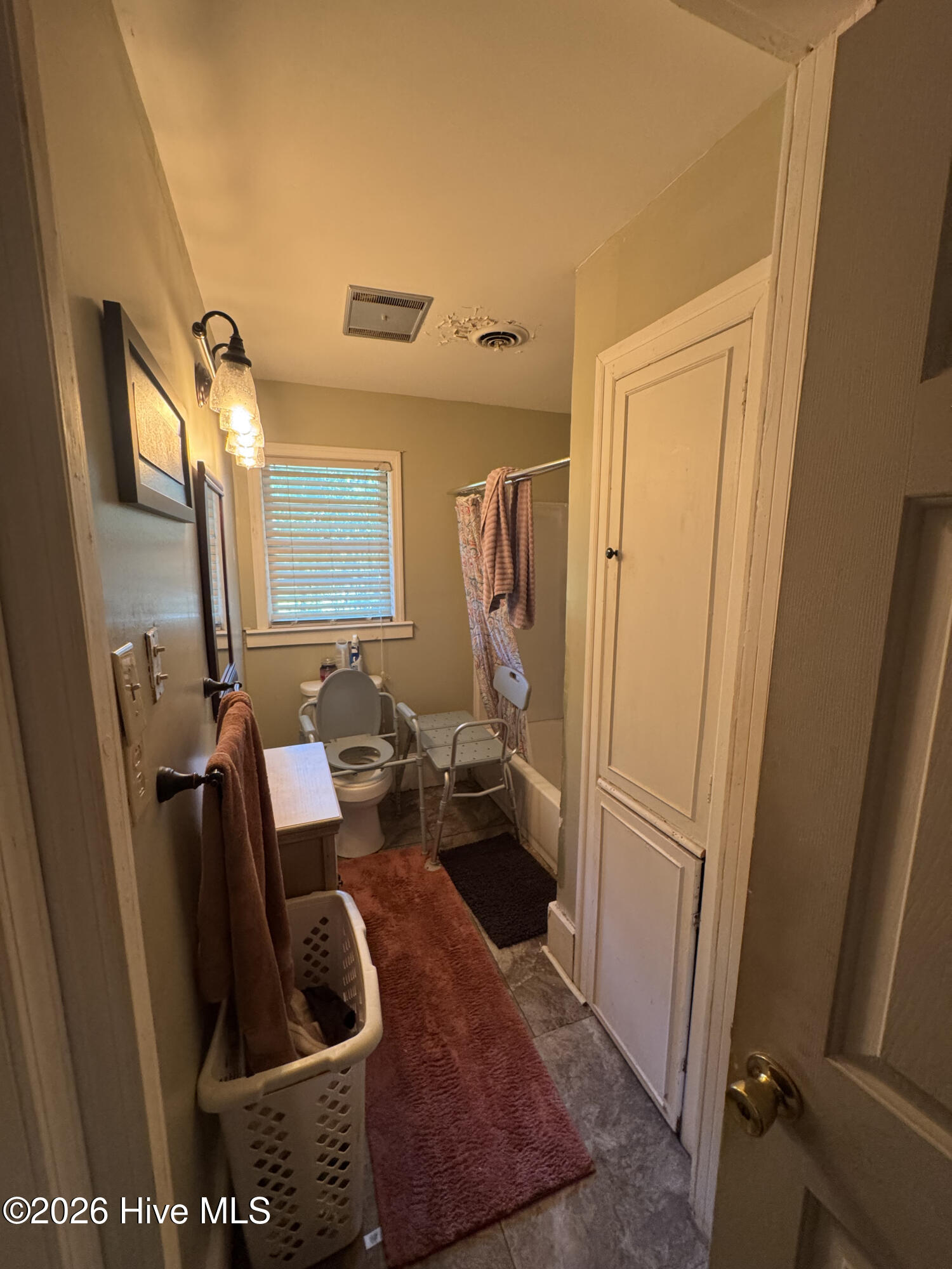 604 N Duplin Street Property Photo 14