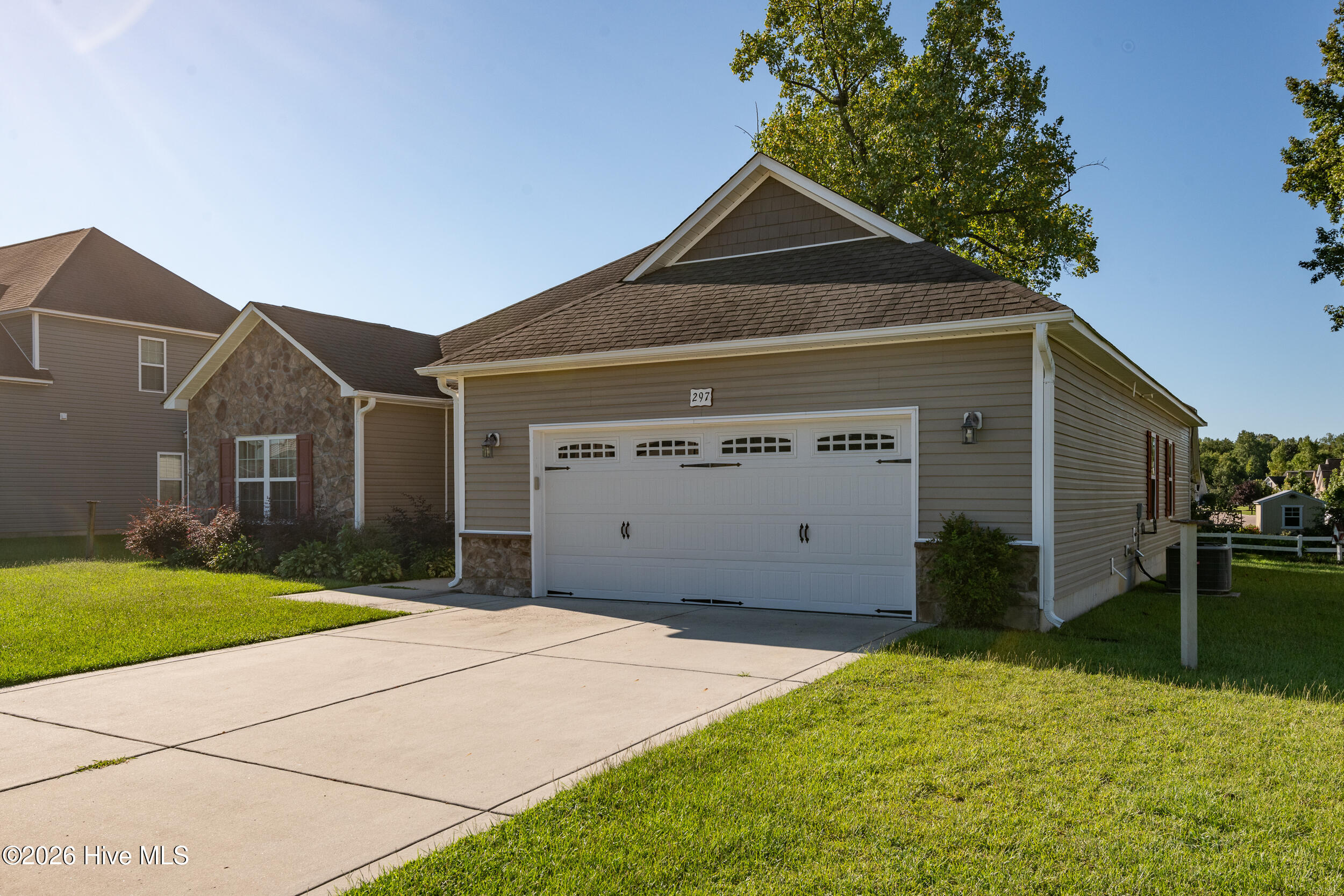 297 Copper Creek Drive Property Photo 8