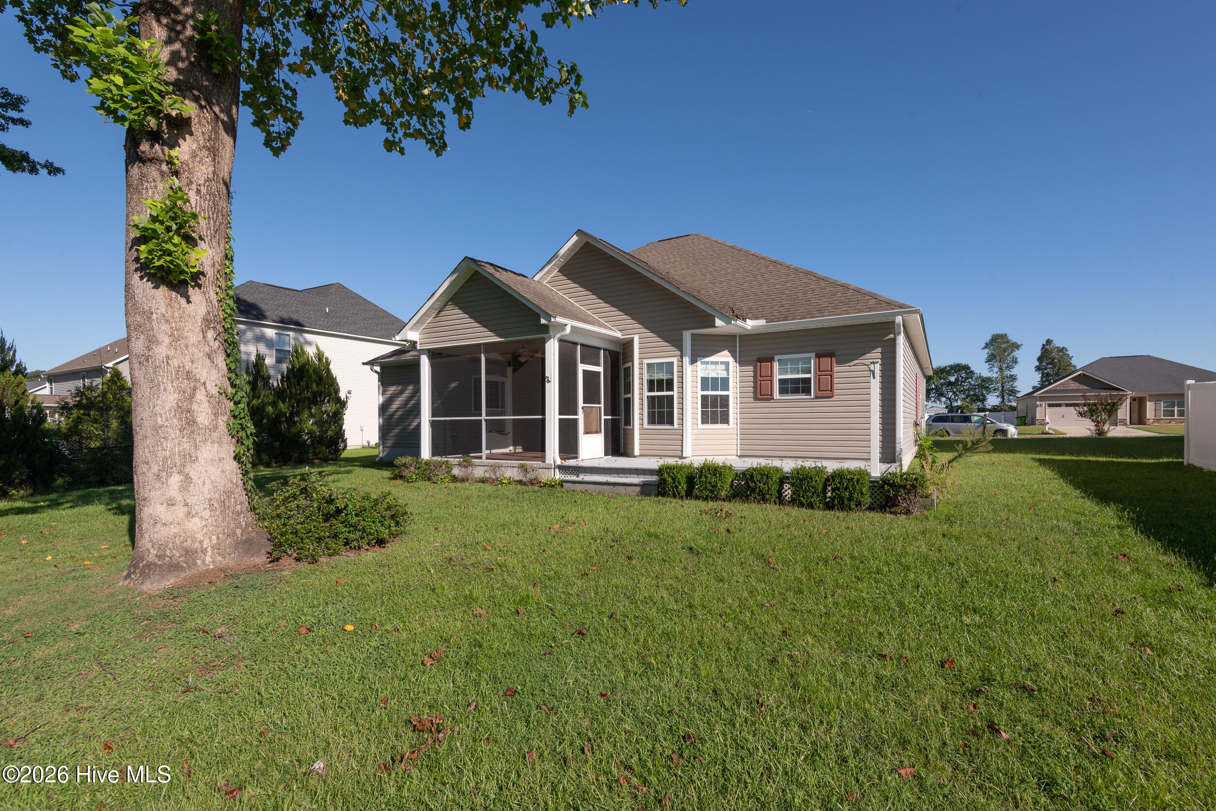 297 Copper Creek Drive Property Photo 13