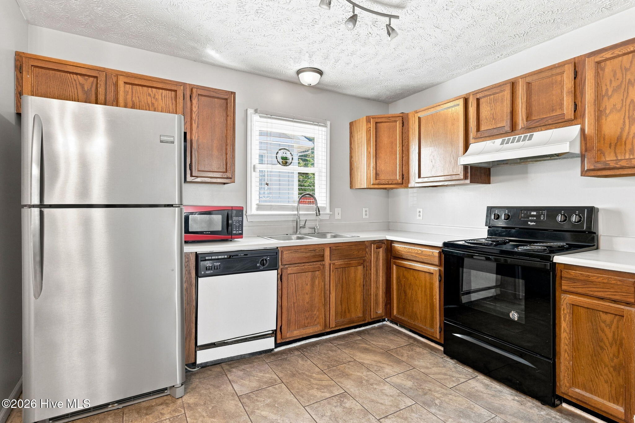 6832 Winthrop Drive Property Photo 8