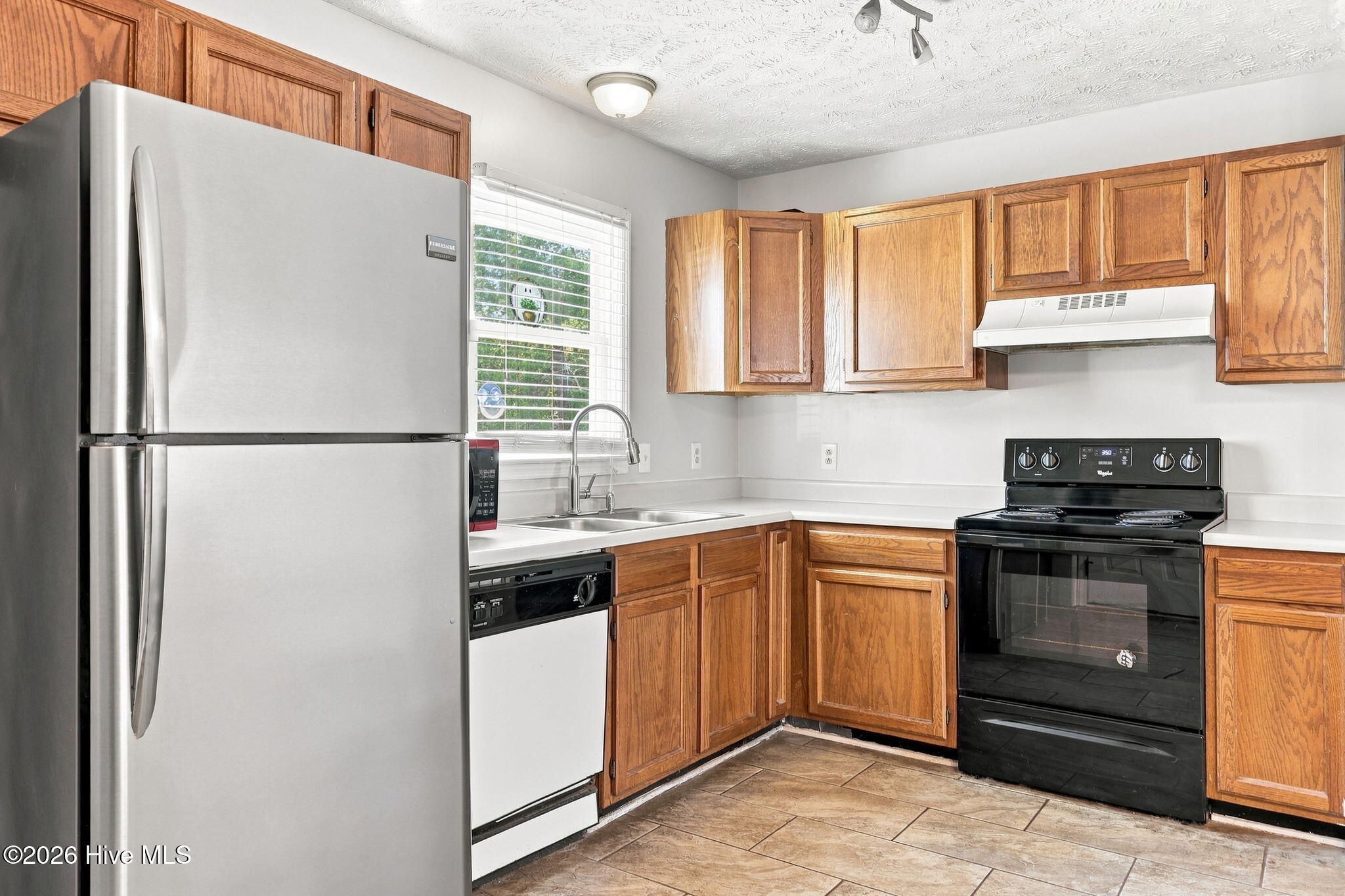 6832 Winthrop Drive Property Photo 10