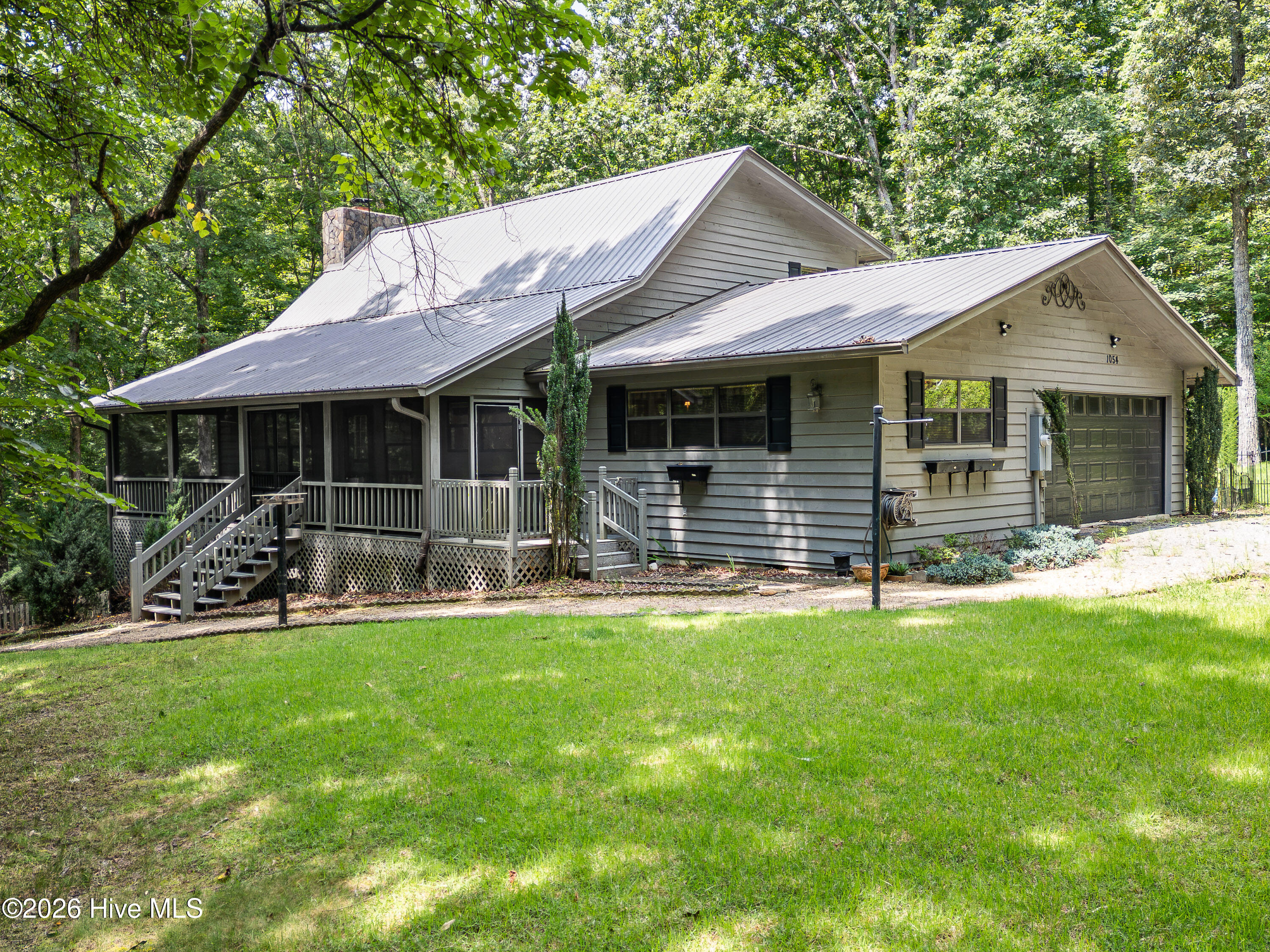 1054 Dickey Road Property Photo 1