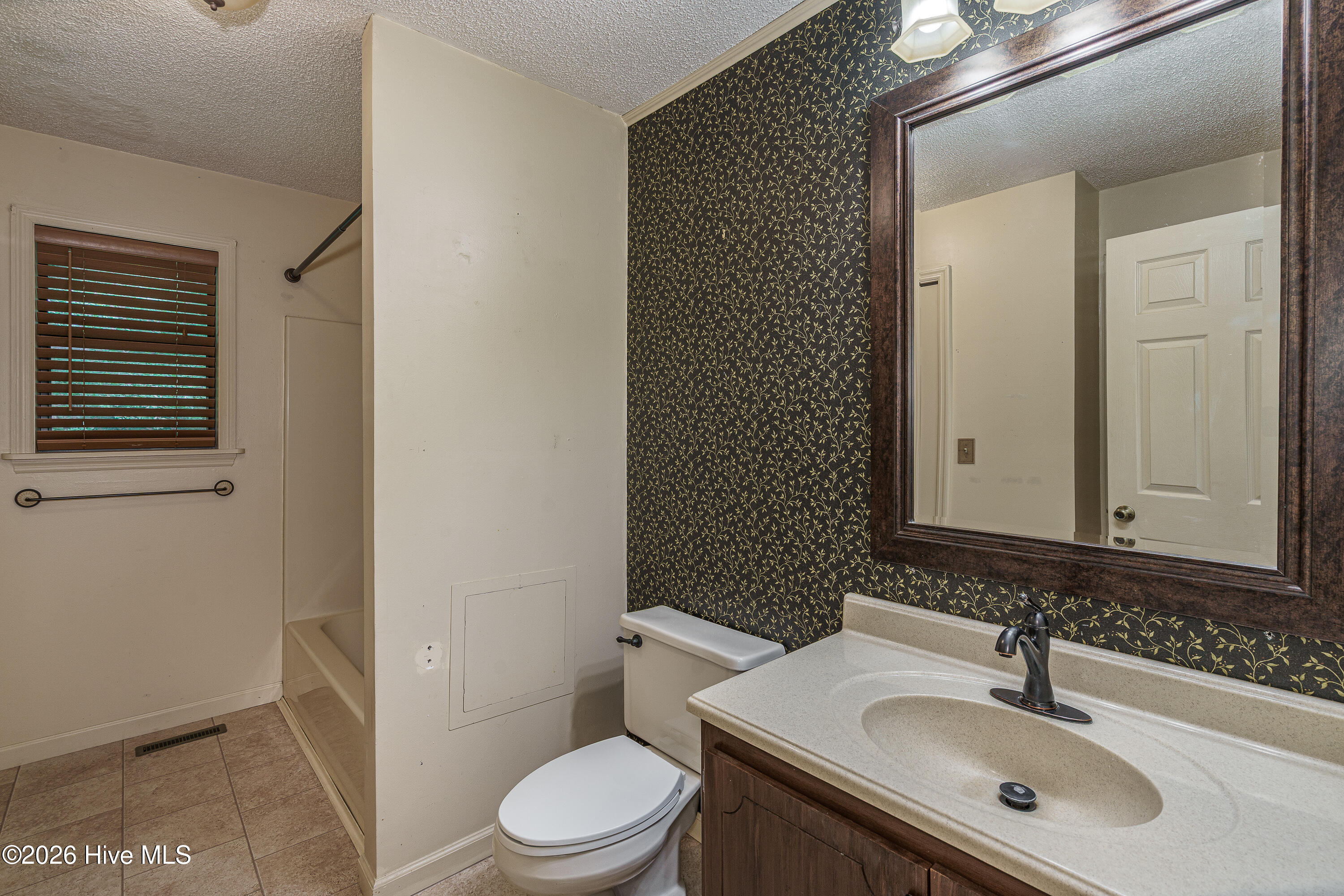 1054 Dickey Road Property Photo 11