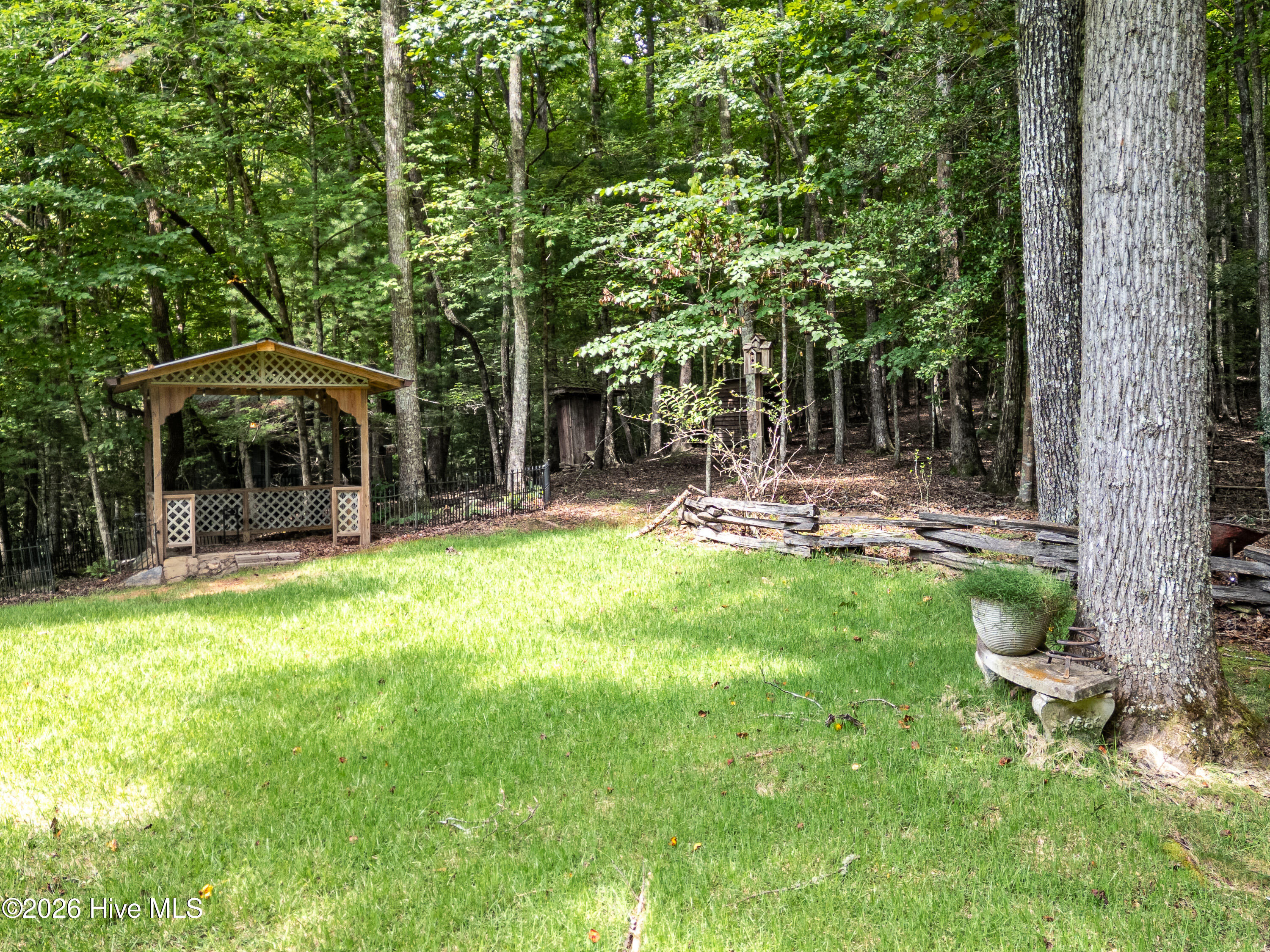 1054 Dickey Road Property Photo 30