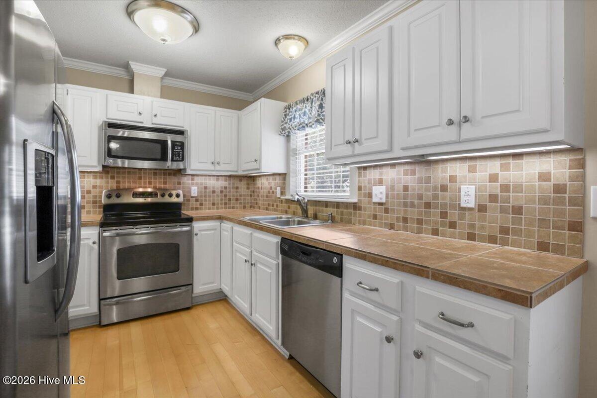 2495 Stratford Drive Property Photo 29