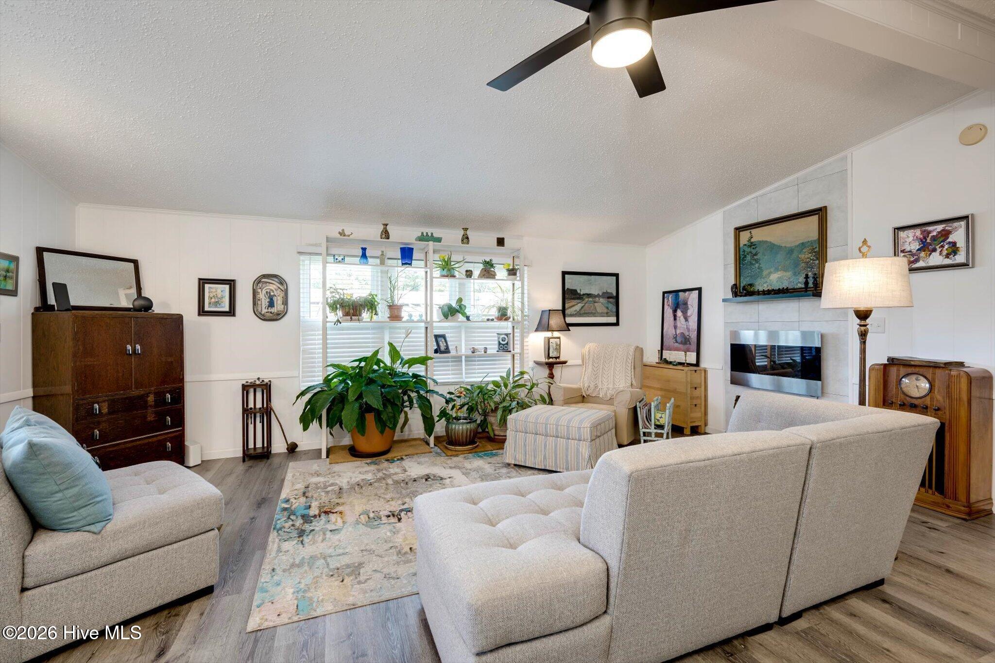103 Constitution Avenue Property Photo 8