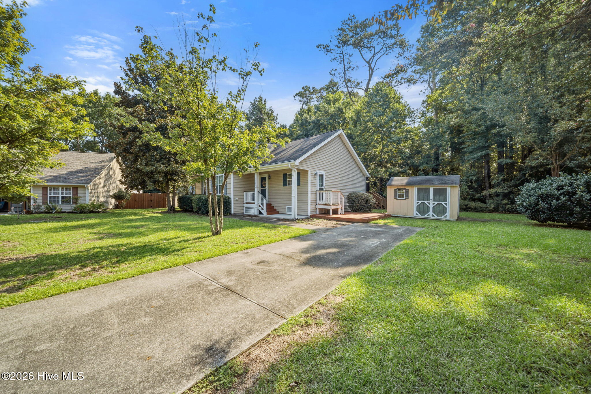 5705 Highgrove Place Property Photo 2
