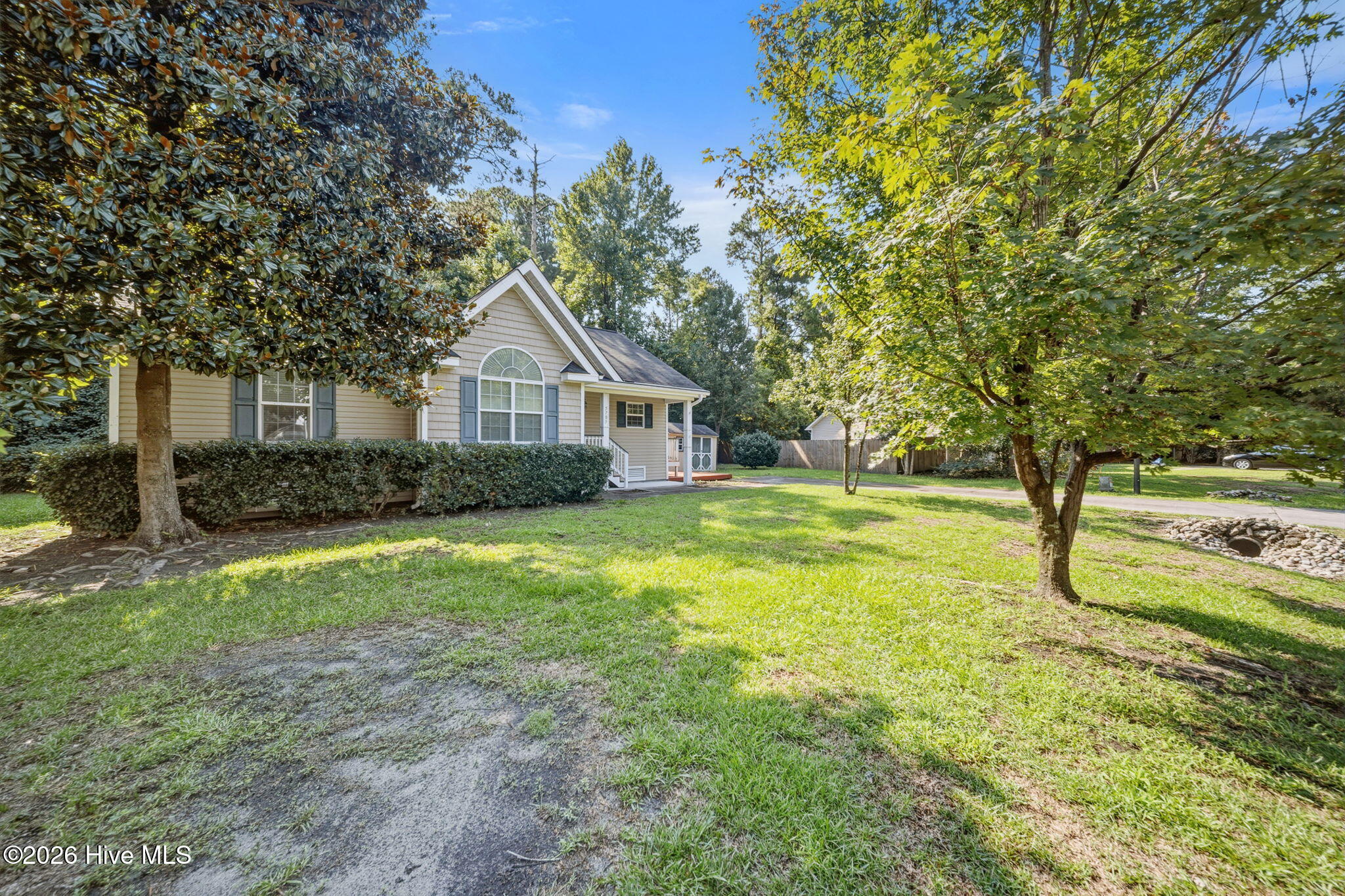 5705 Highgrove Place Property Photo 3