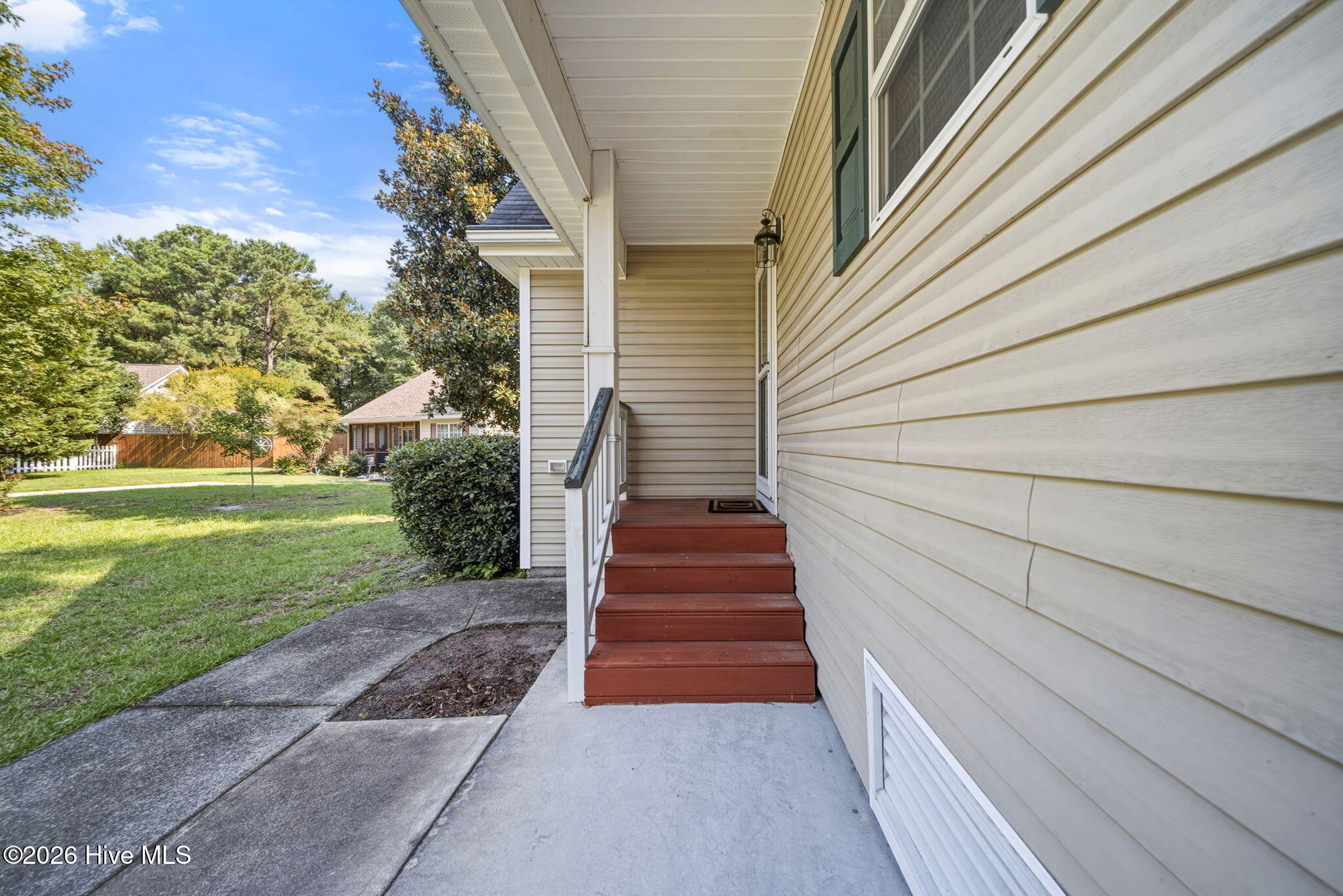 5705 Highgrove Place Property Photo 5
