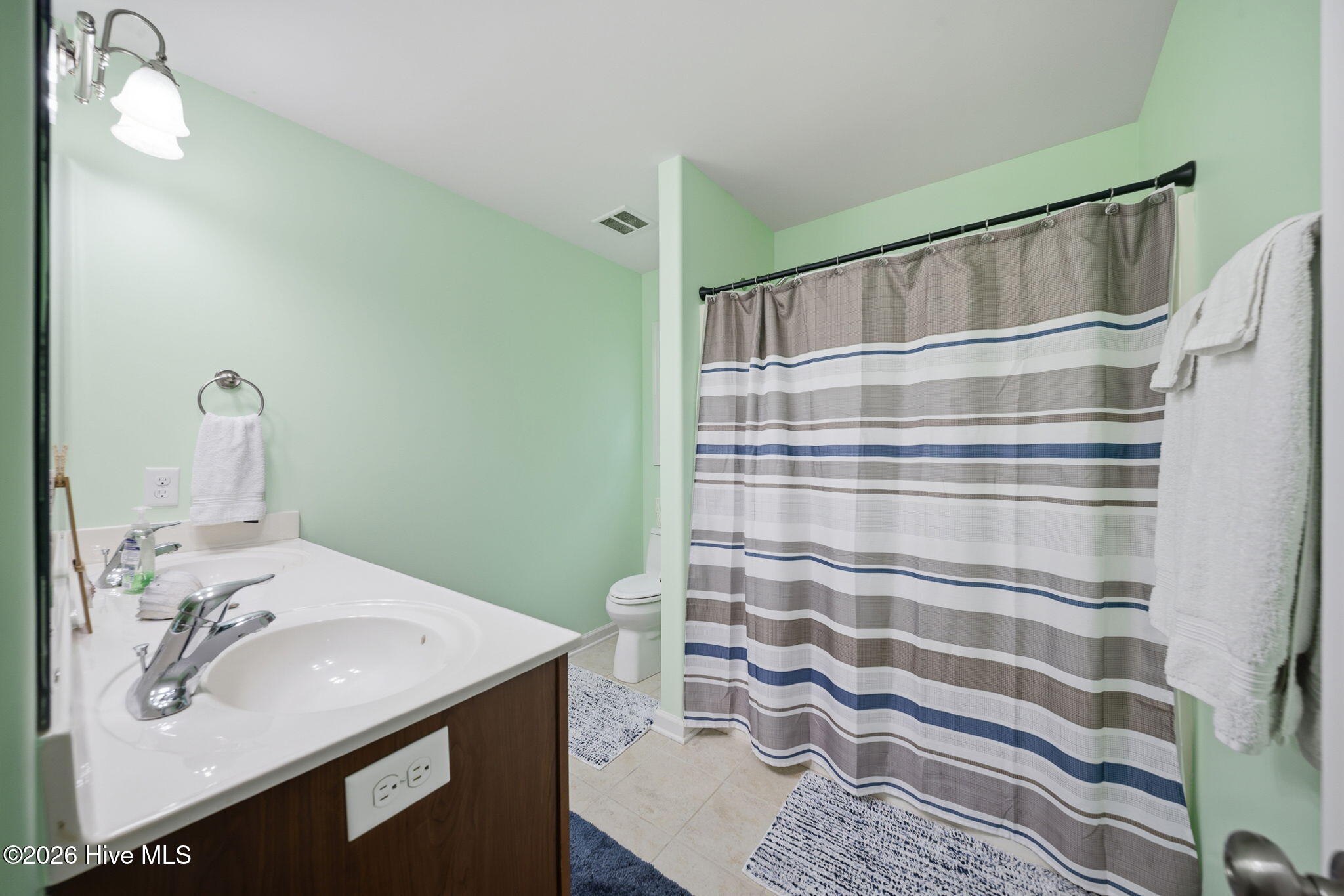 5705 Highgrove Place Property Photo 26