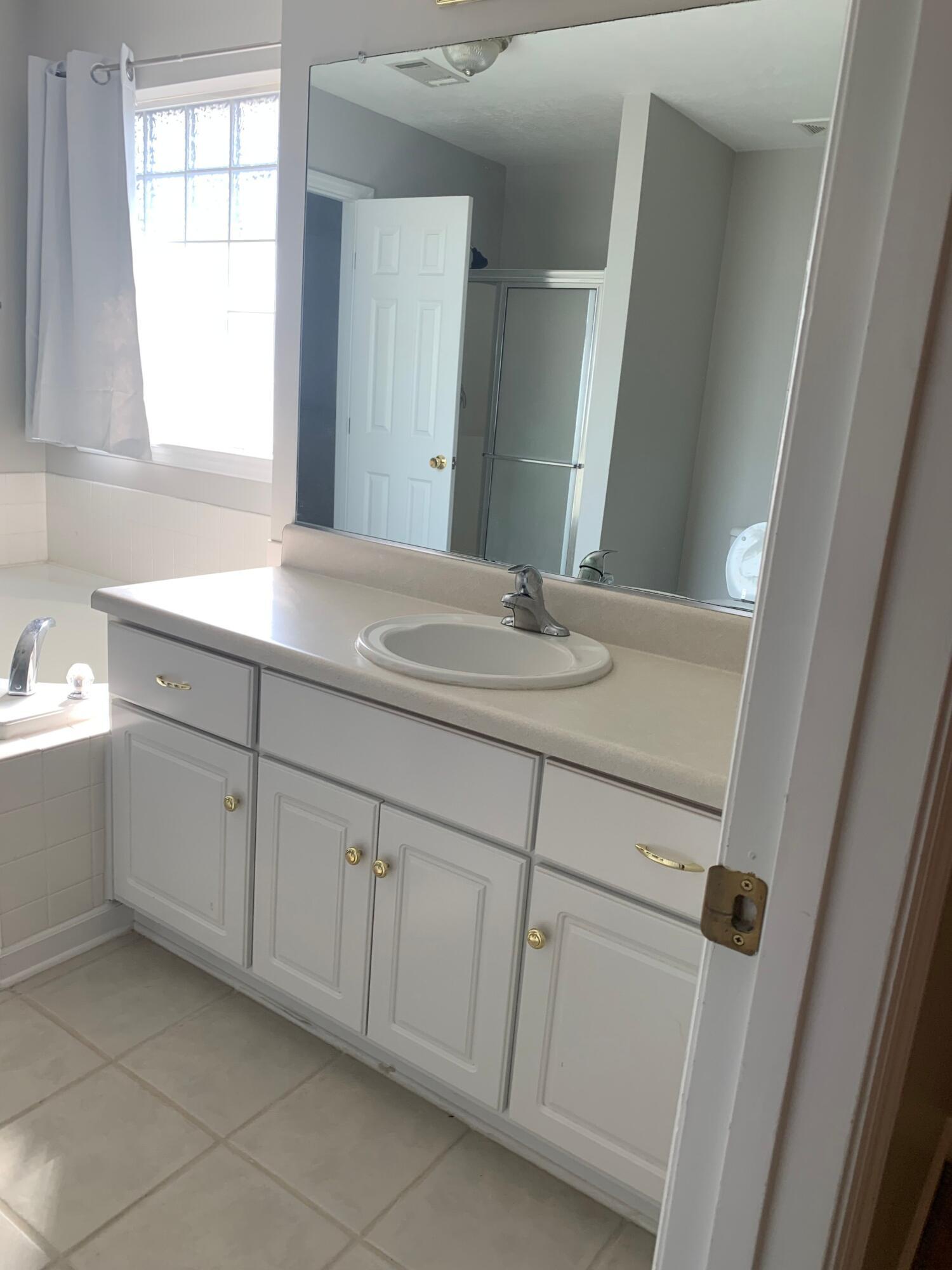 4047 Rosedale Place Property Photo 8