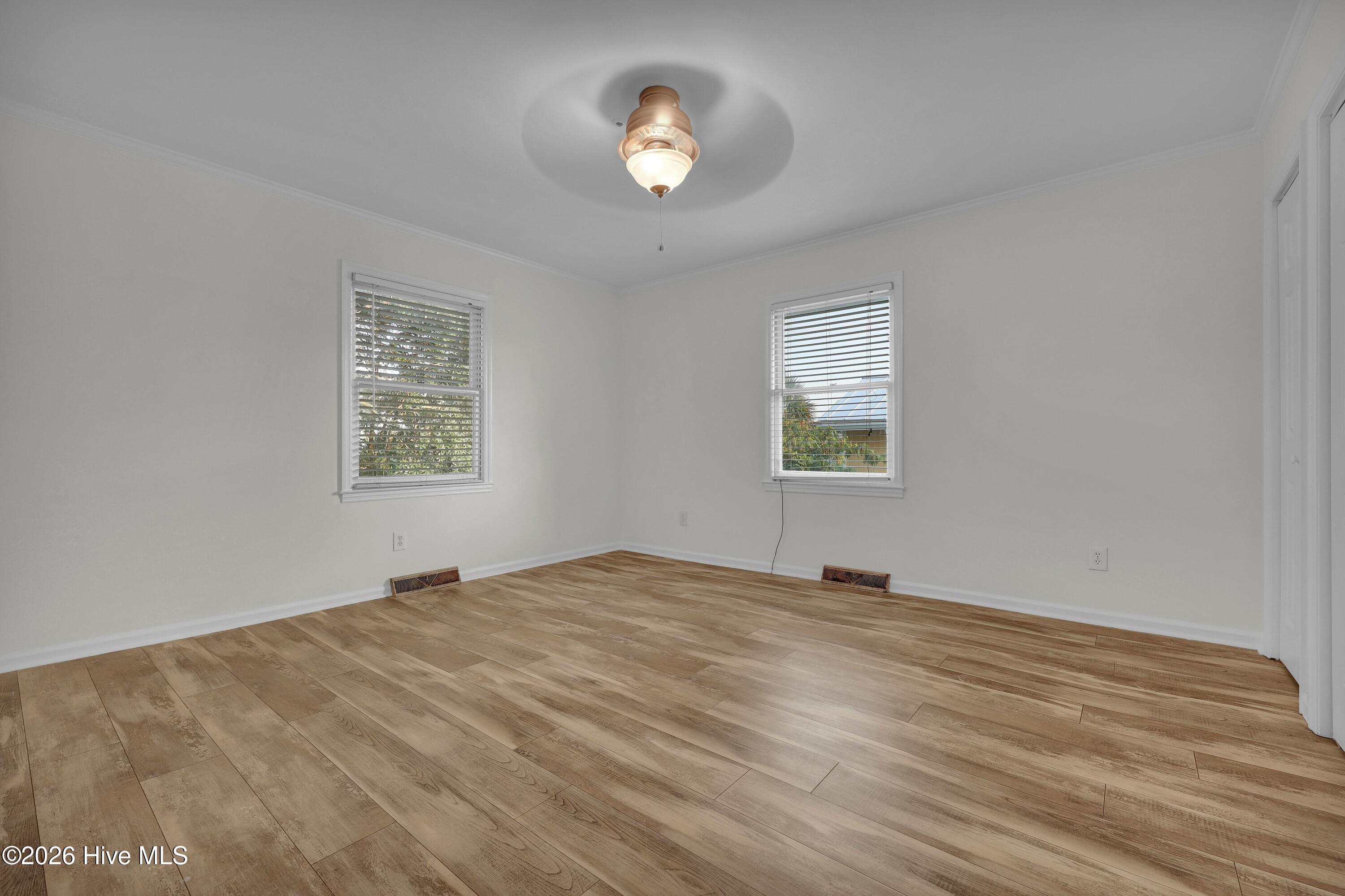 706 N Lumina Avenue Property Photo 18
