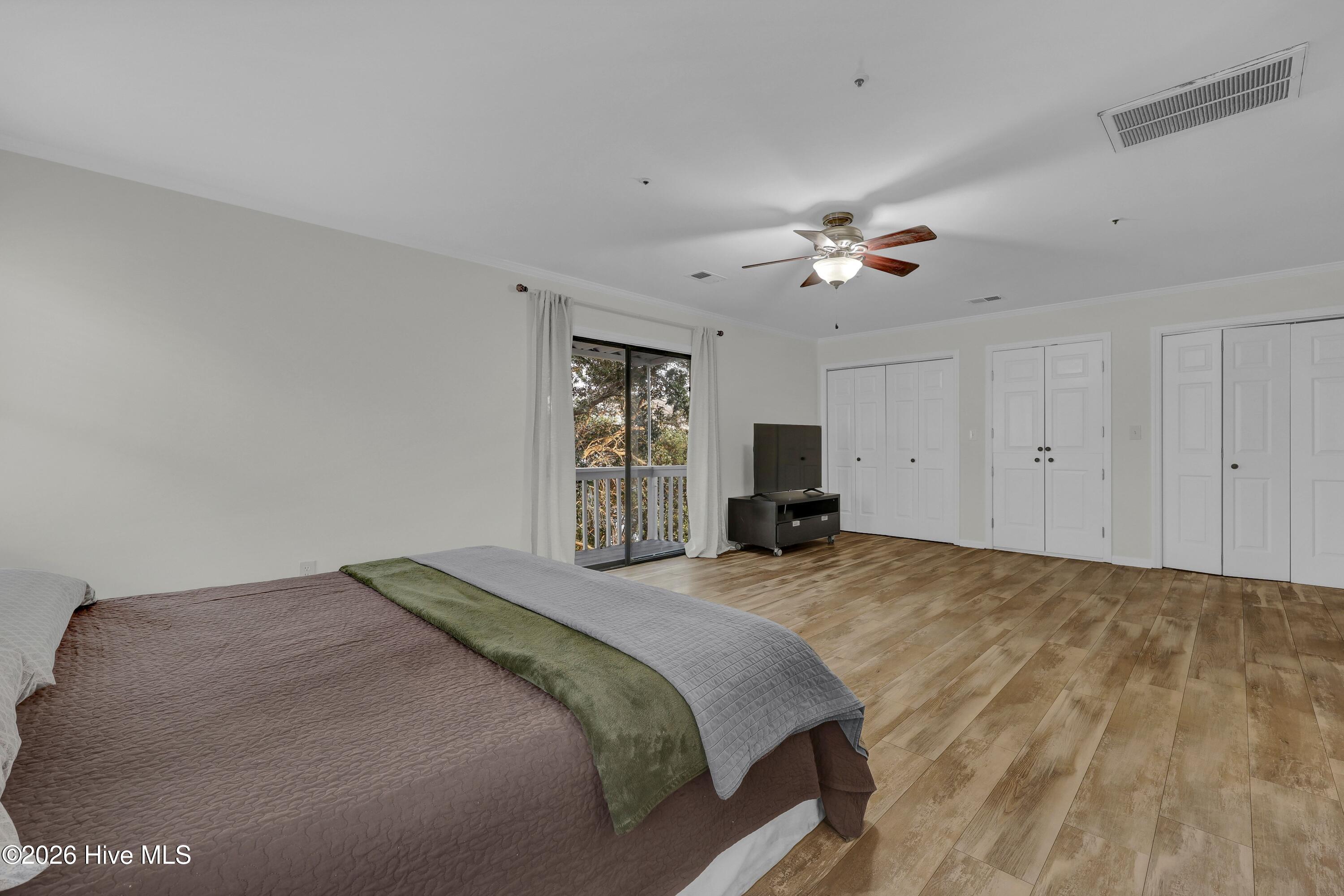 706 N Lumina Avenue Property Photo 25