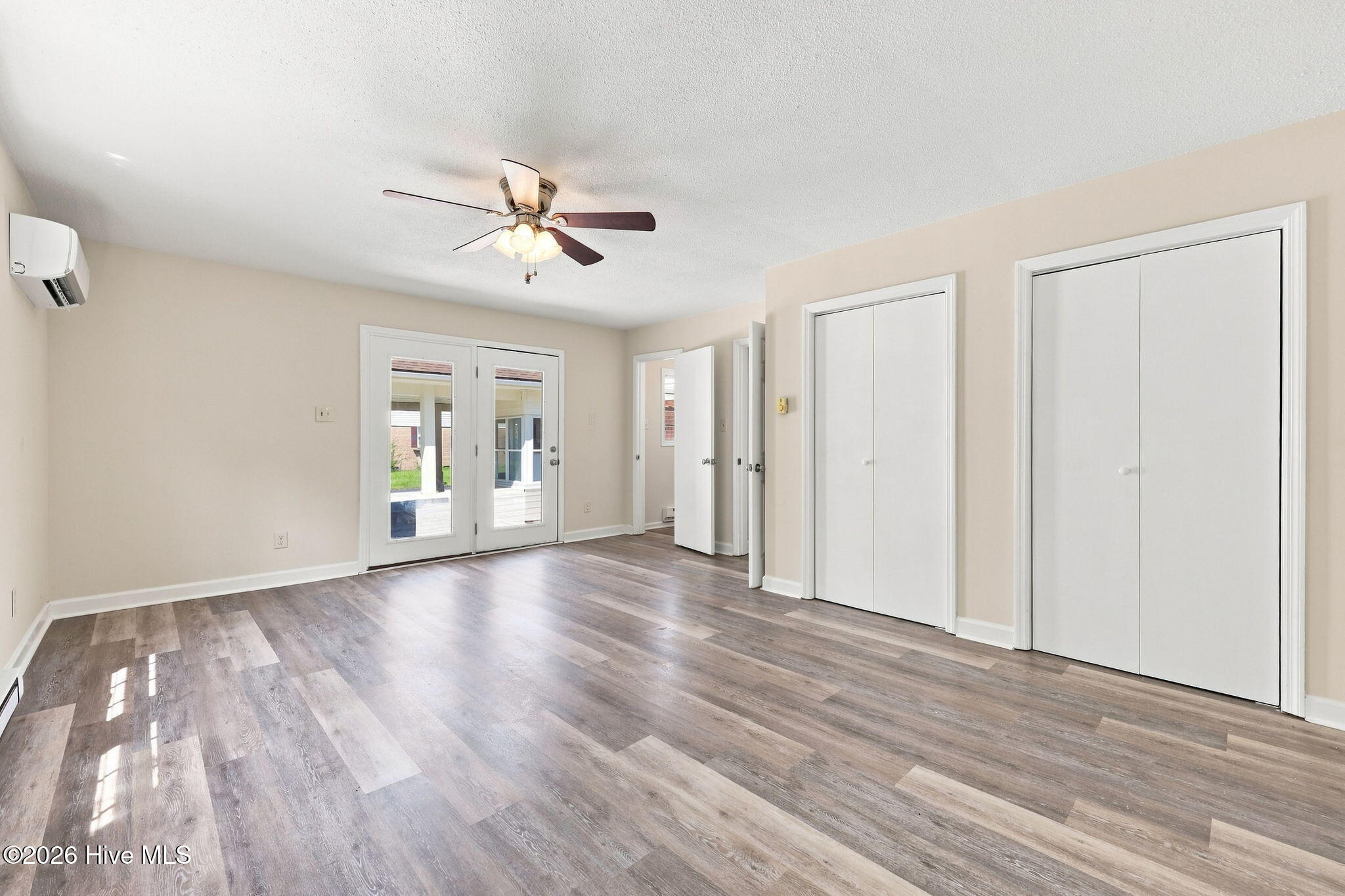 2554 E Forest Drive Property Photo 17