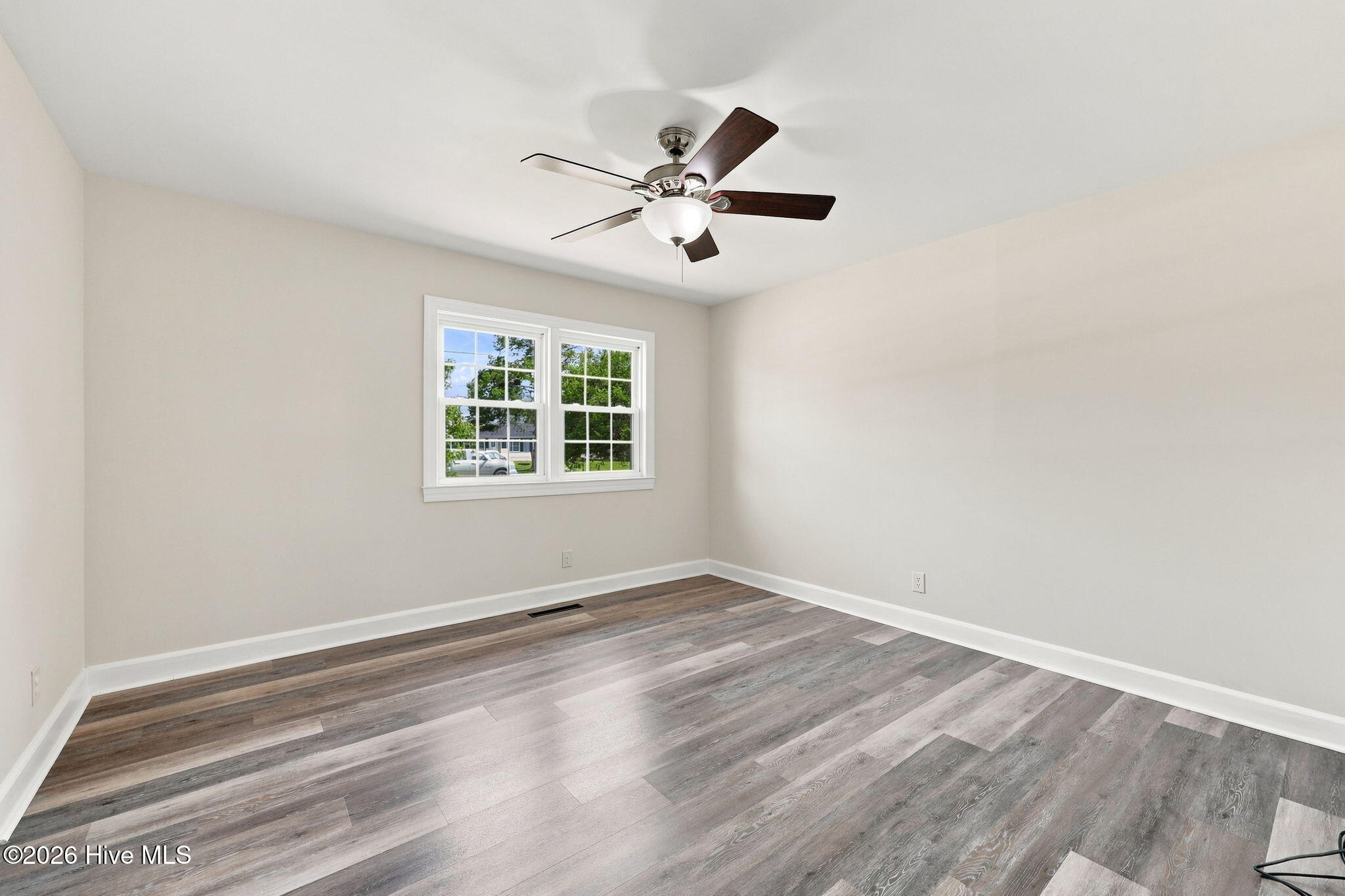 2554 E Forest Drive Property Photo 20