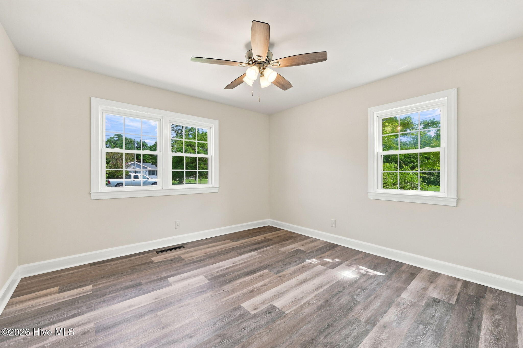 2554 E Forest Drive Property Photo 22