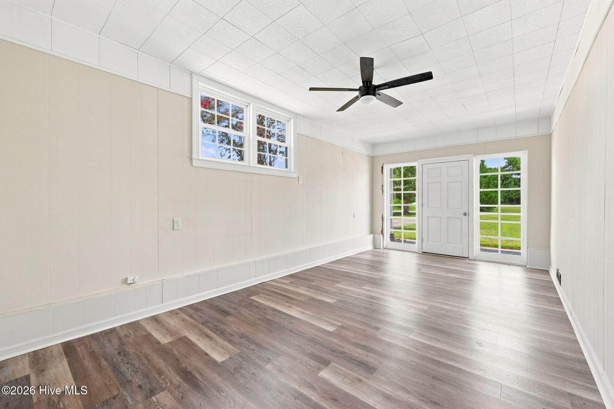 2554 E Forest Drive Property Photo 32