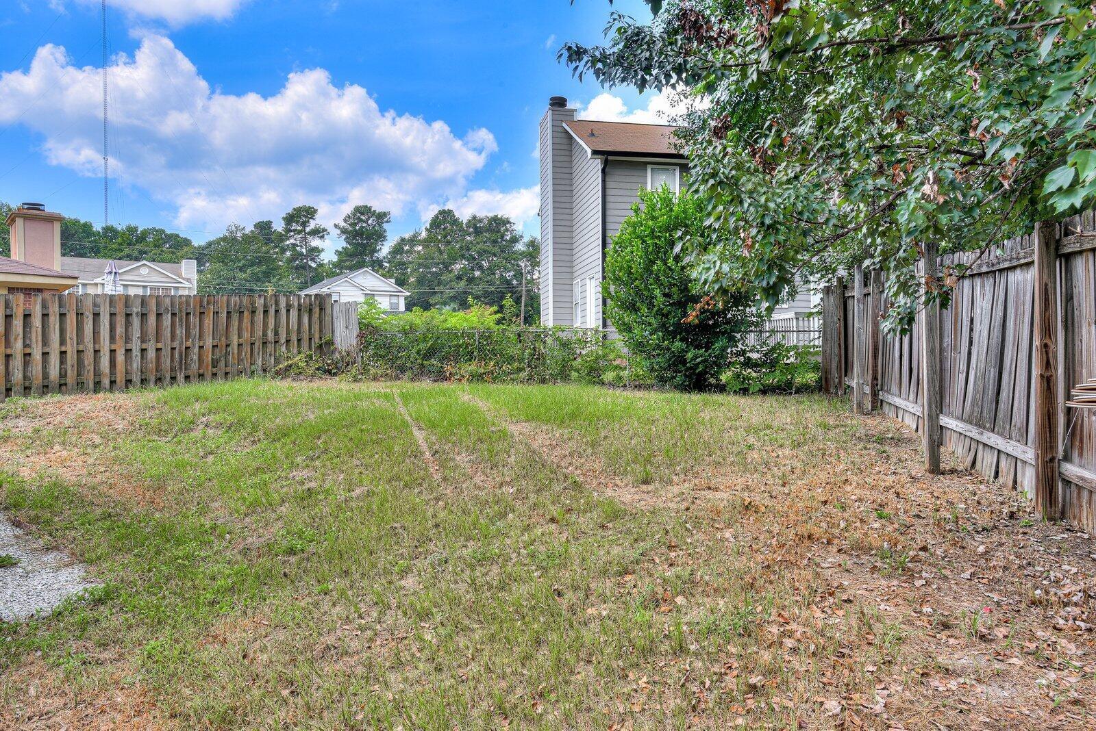 2211 Pleasant Drive Property Photo 33