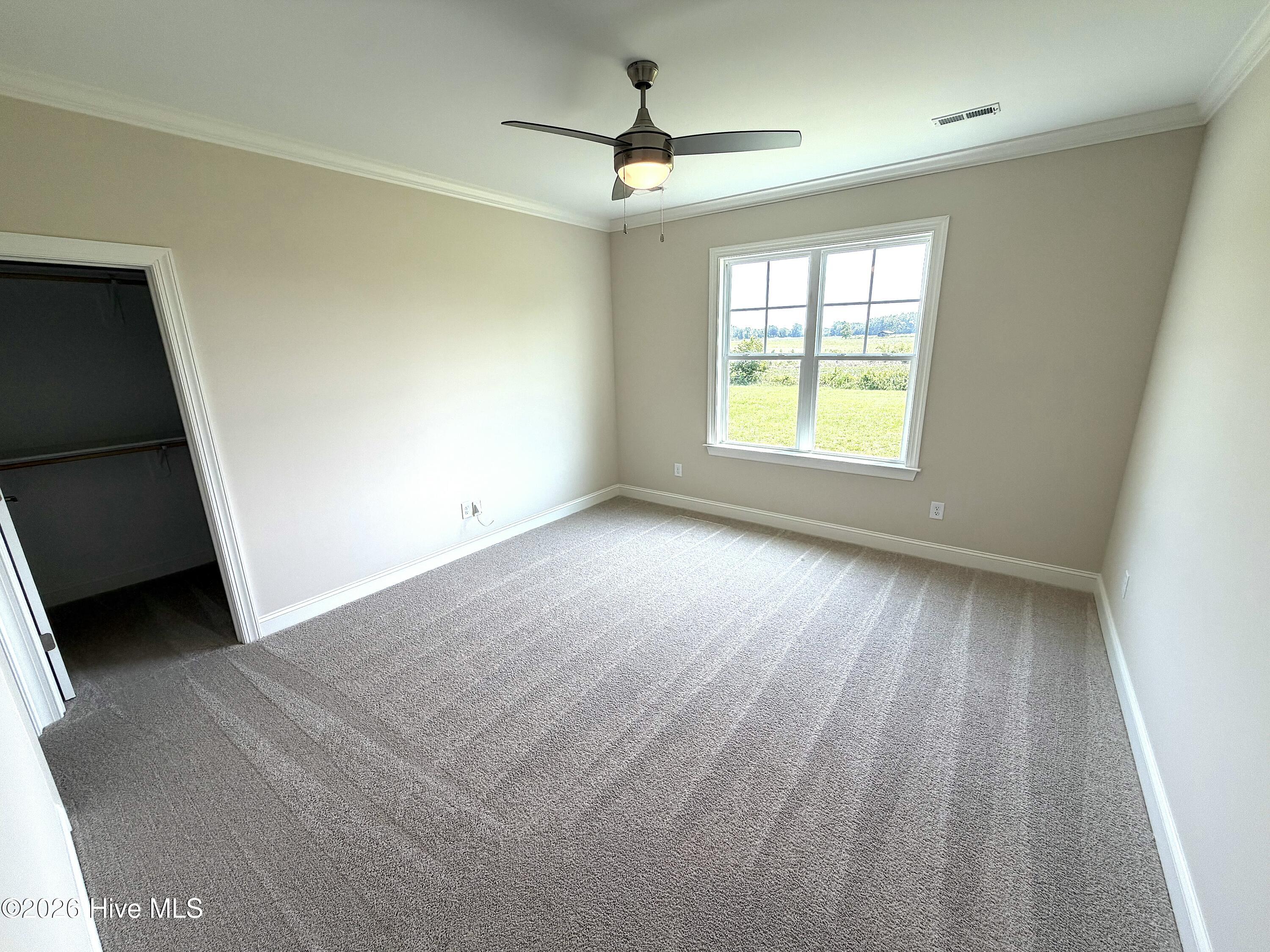 4516 Fairhaven Drive W Property Photo 9
