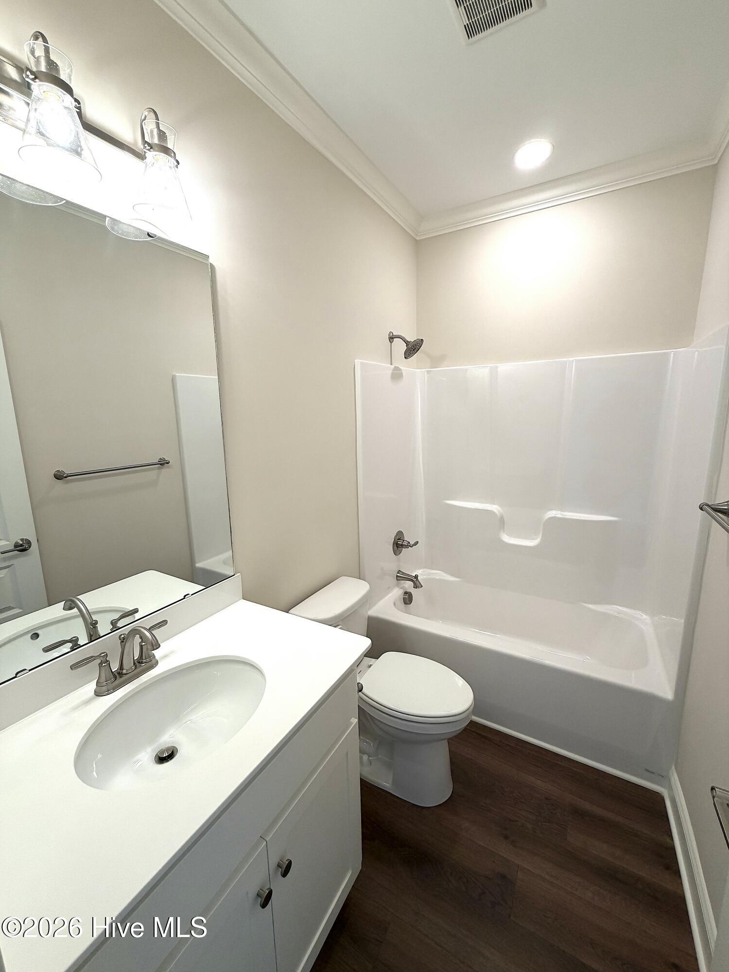 4516 Fairhaven Drive W Property Photo 16