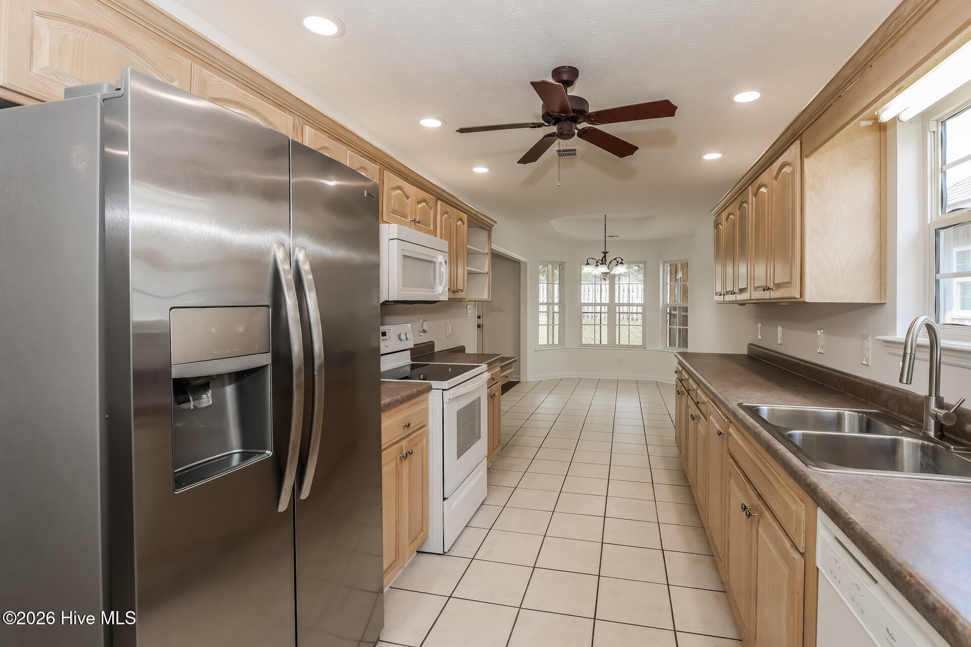 253 Spring Oak Lane Property Photo 2