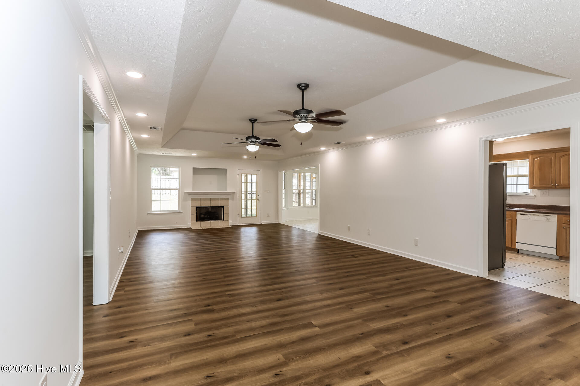 253 Spring Oak Lane Property Photo 3