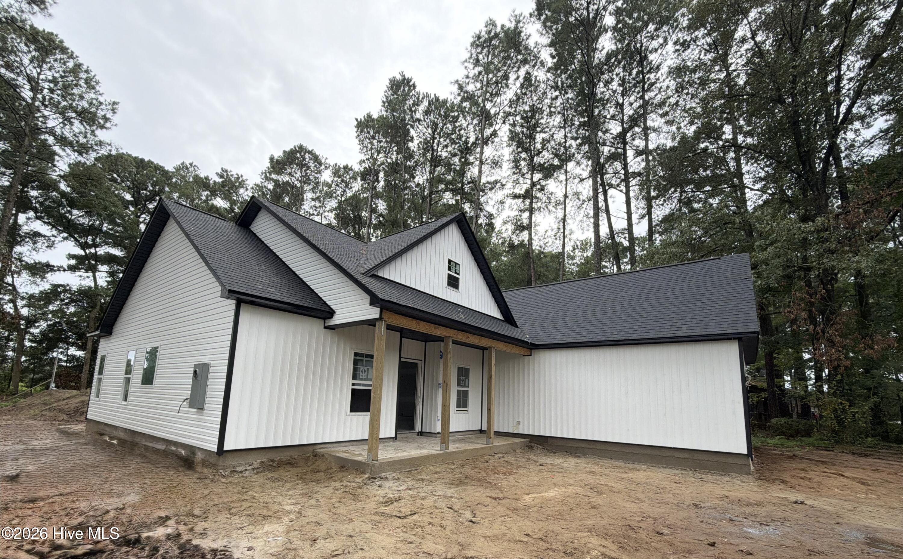 5715 Edith Road Property Photo 3
