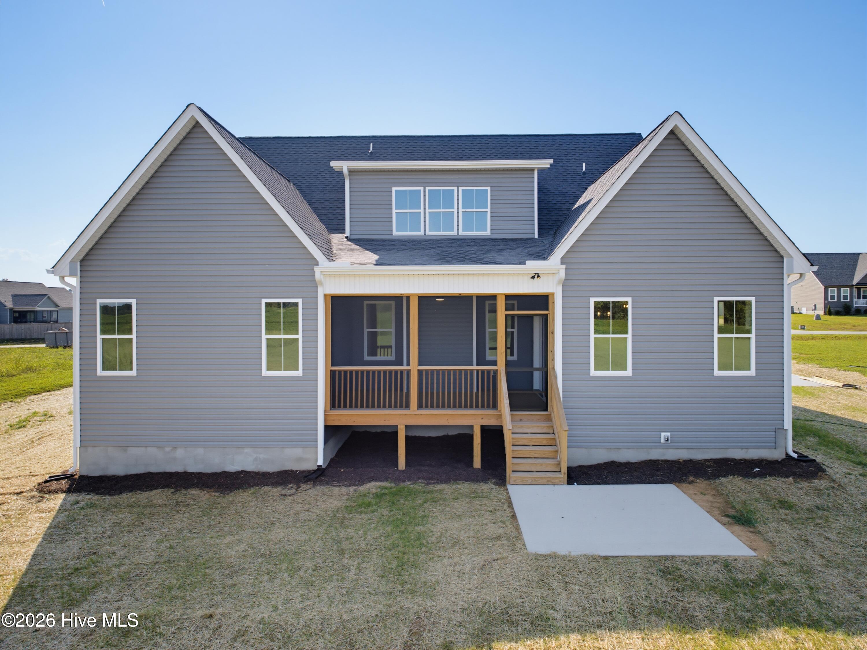 5401 River Buck Road Property Photo 3