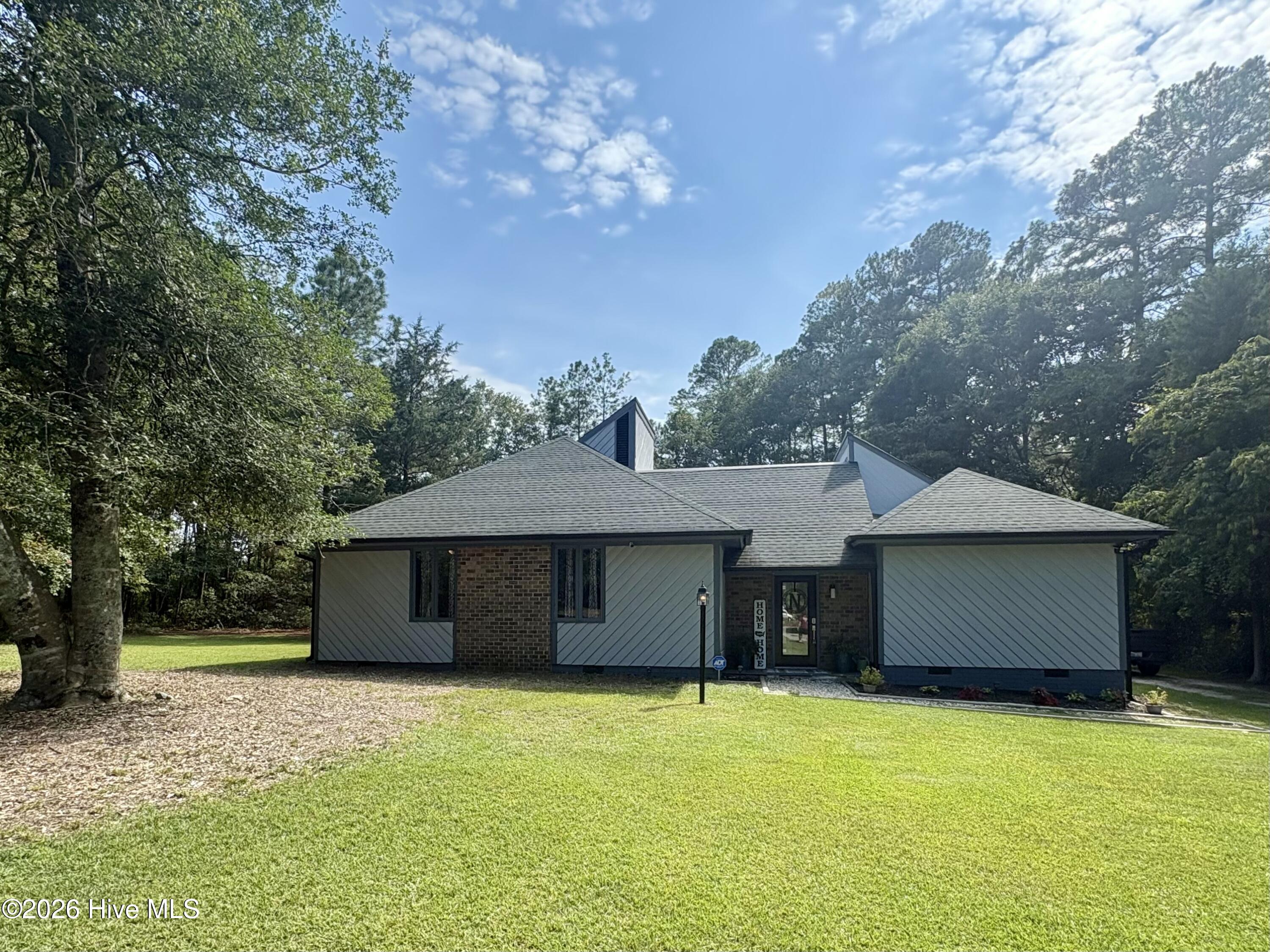12800 Woodbridge Drive Property Photo 1