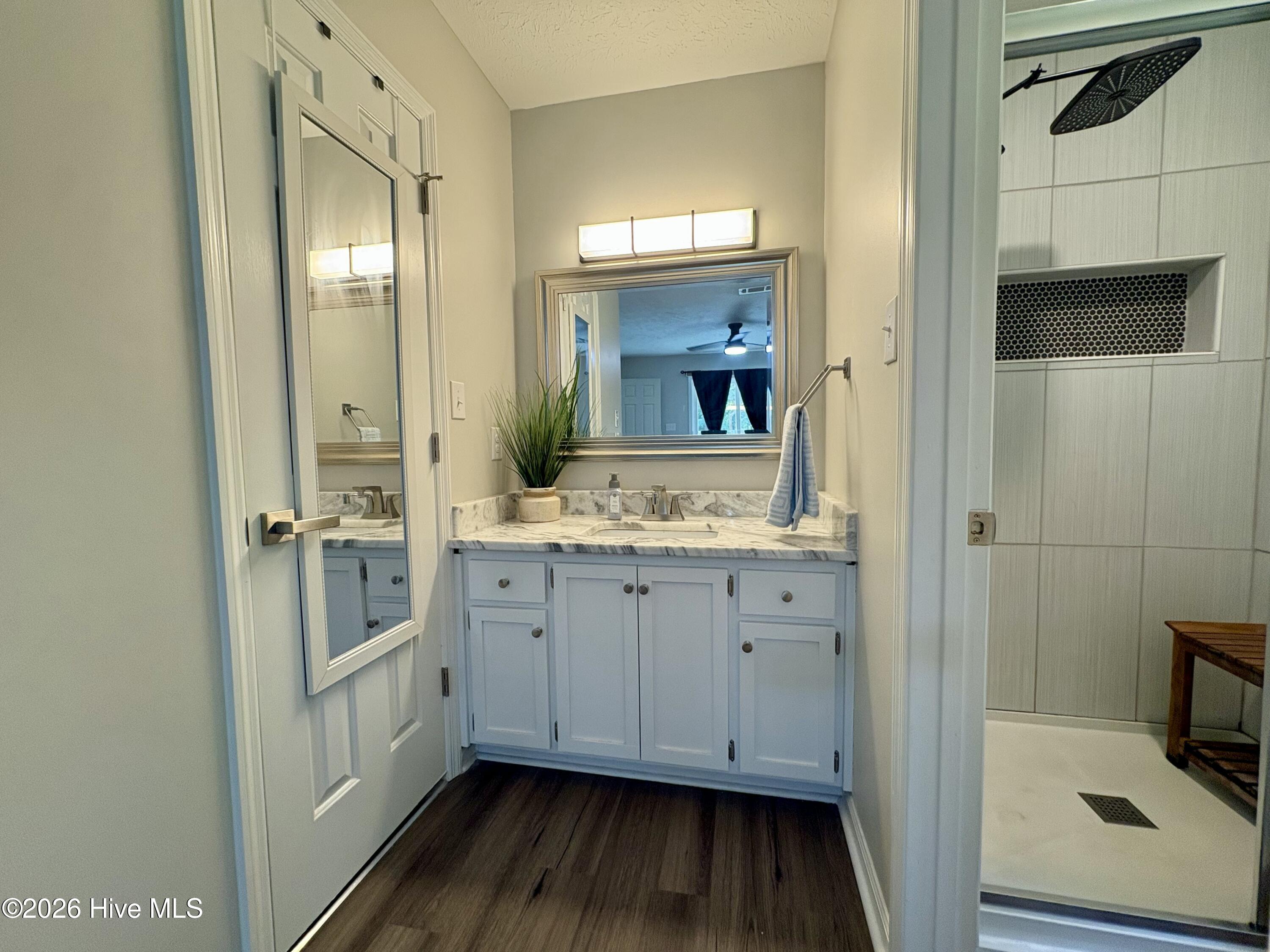12800 Woodbridge Drive Property Photo 15