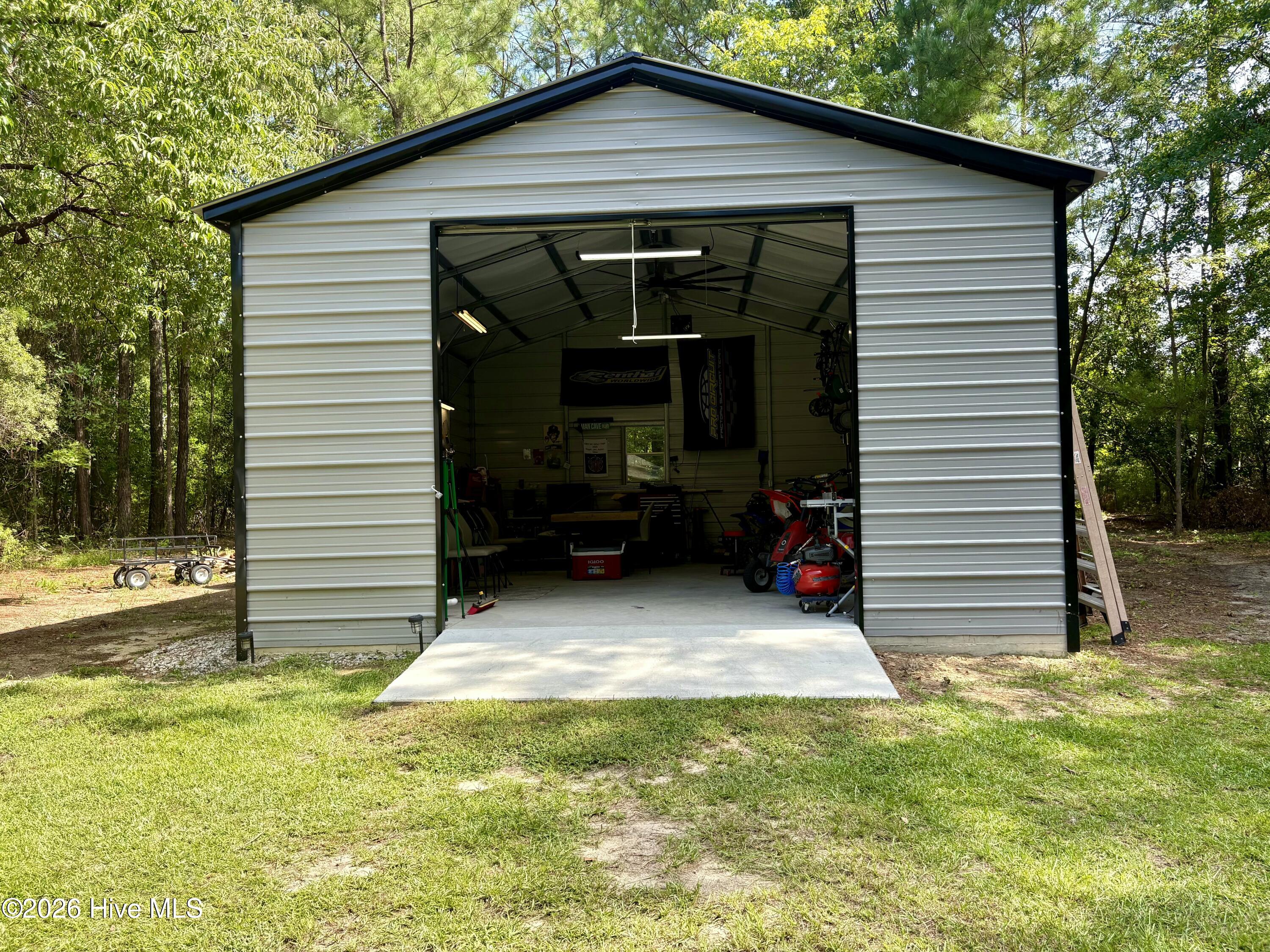 12800 Woodbridge Drive Property Photo 23