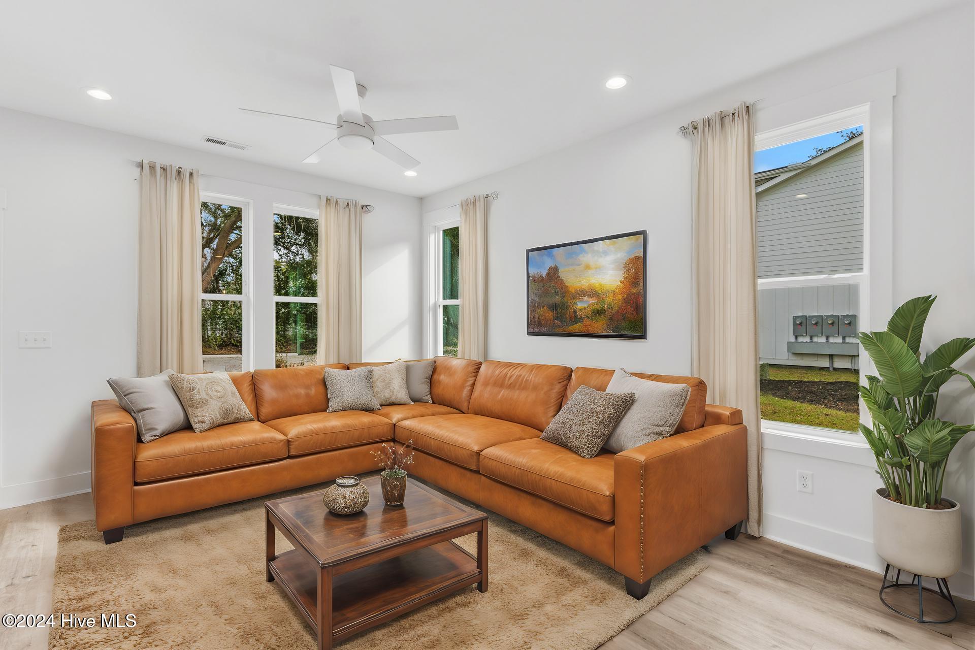 4213 Spirea Drive Ste A Property Photo 3