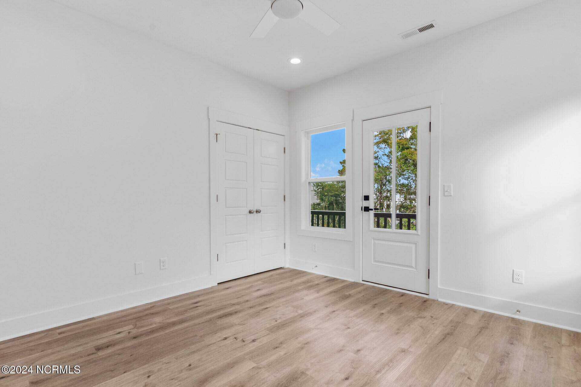 4213 Spirea Drive Ste A Property Photo 19
