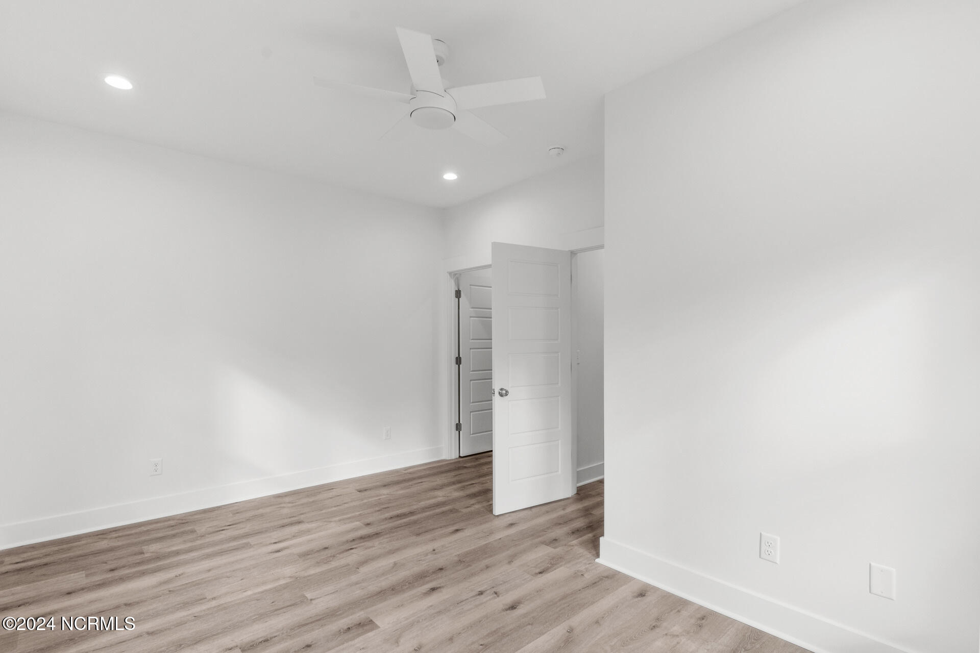 4213 Spirea Drive Ste A Property Photo 26