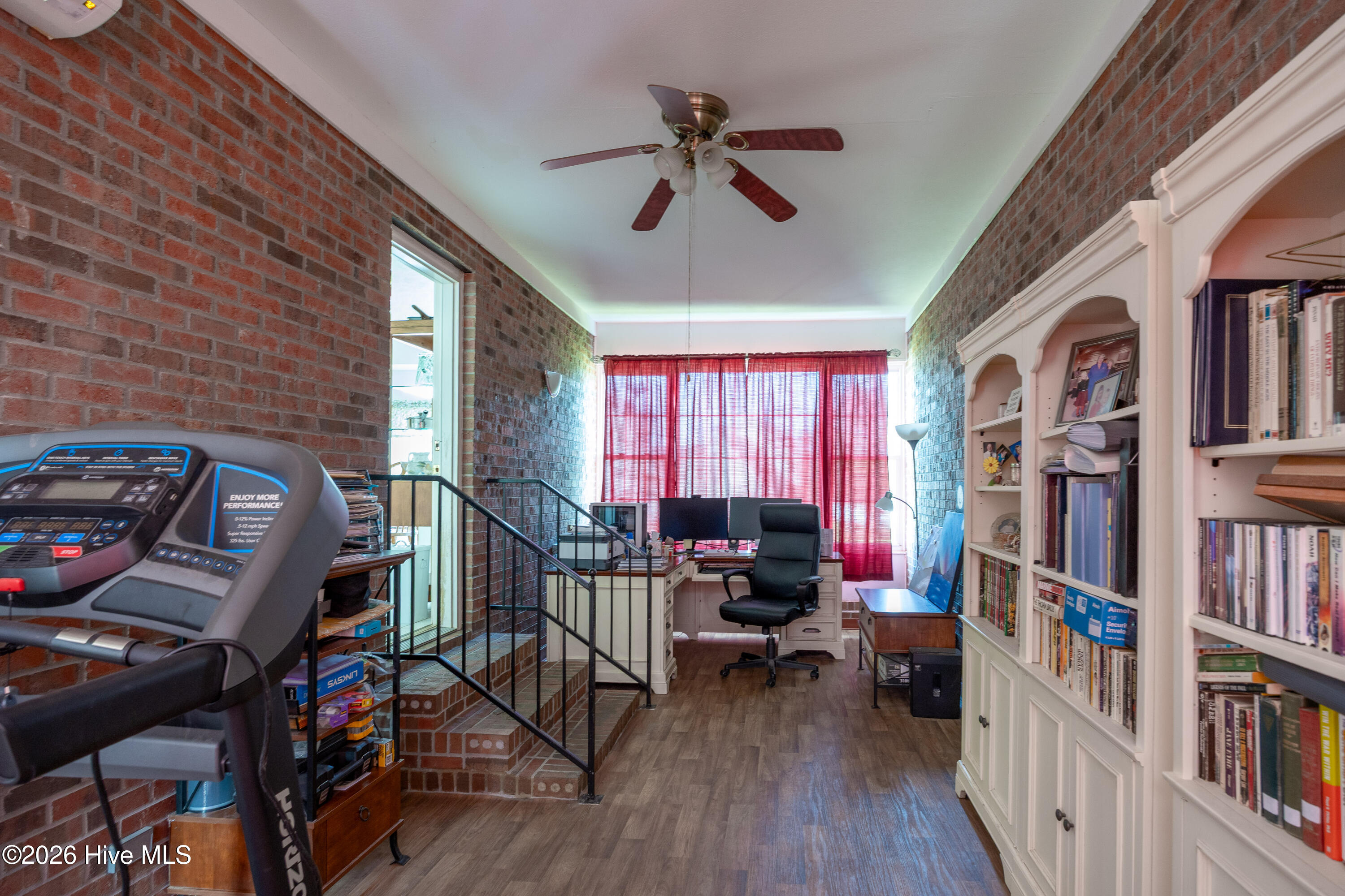 424 Cedar Lake Lane Property Photo 10