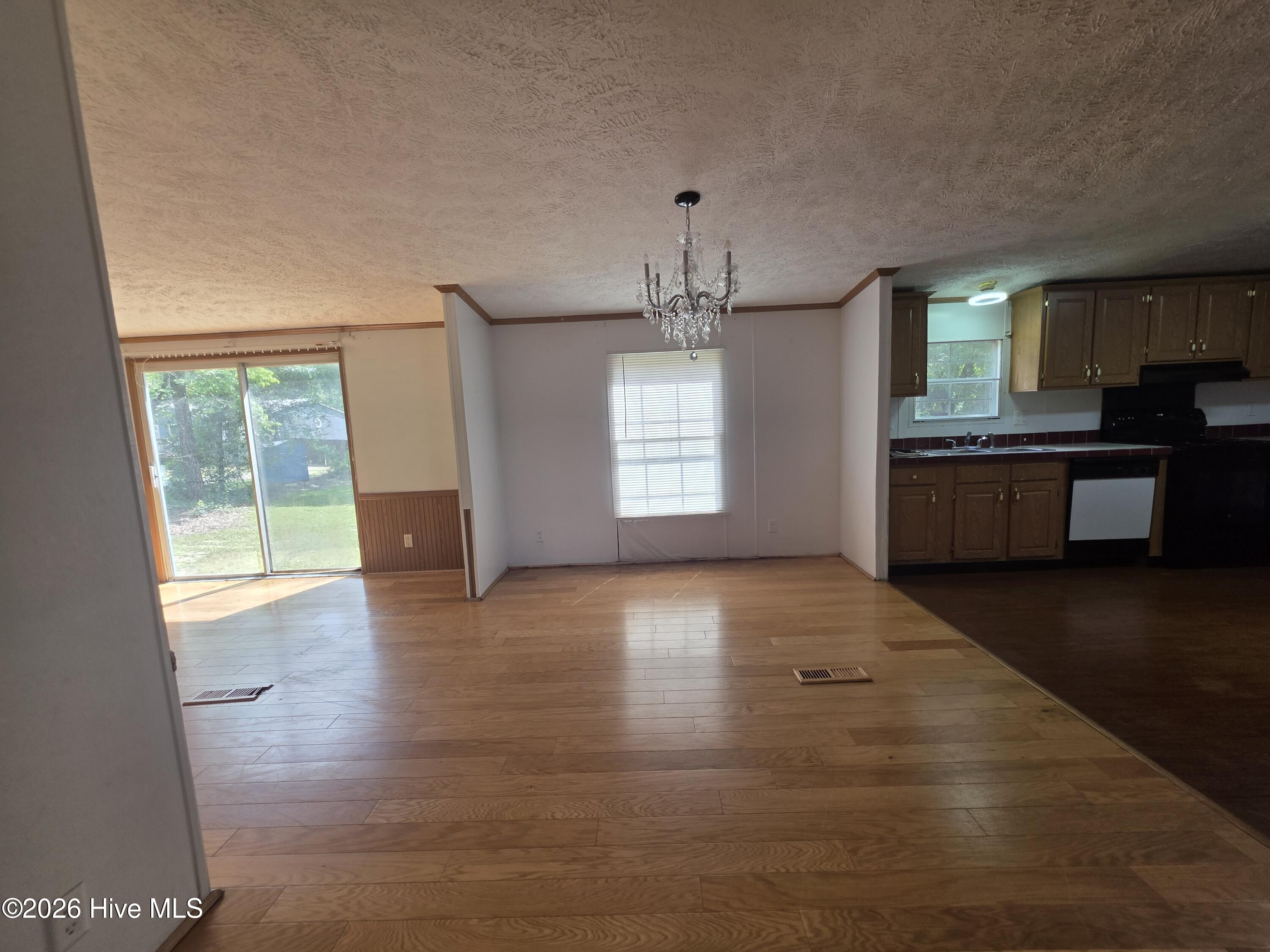 111 Harper Road Property Photo 4