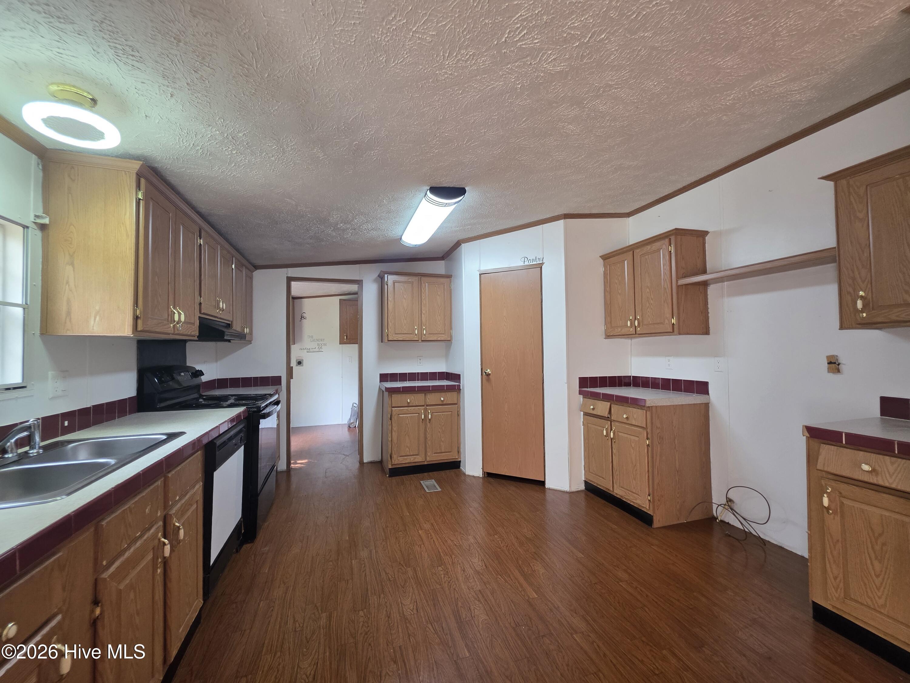 111 Harper Road Property Photo 5