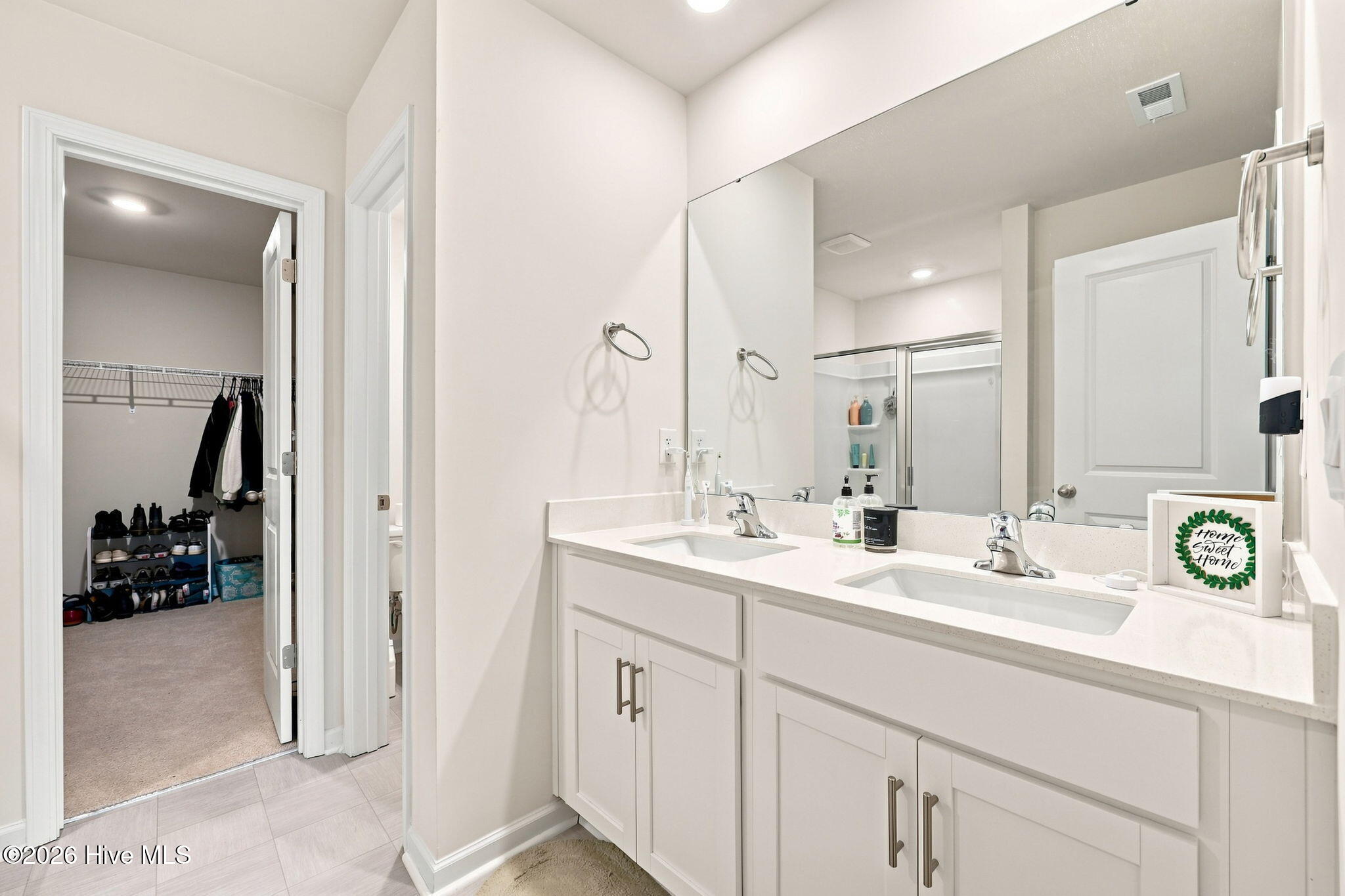 2570 Summersby Drive Property Photo 12
