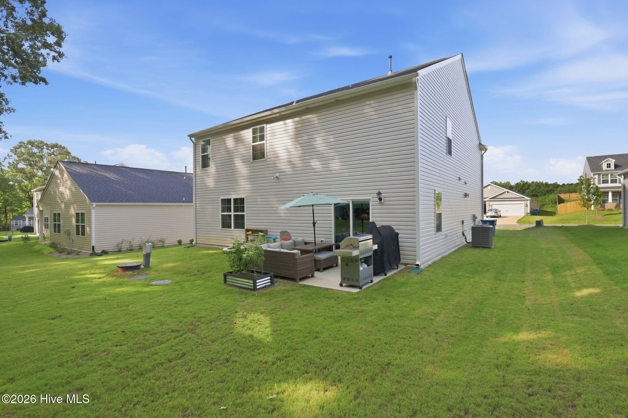 2570 Summersby Drive Property Photo 26